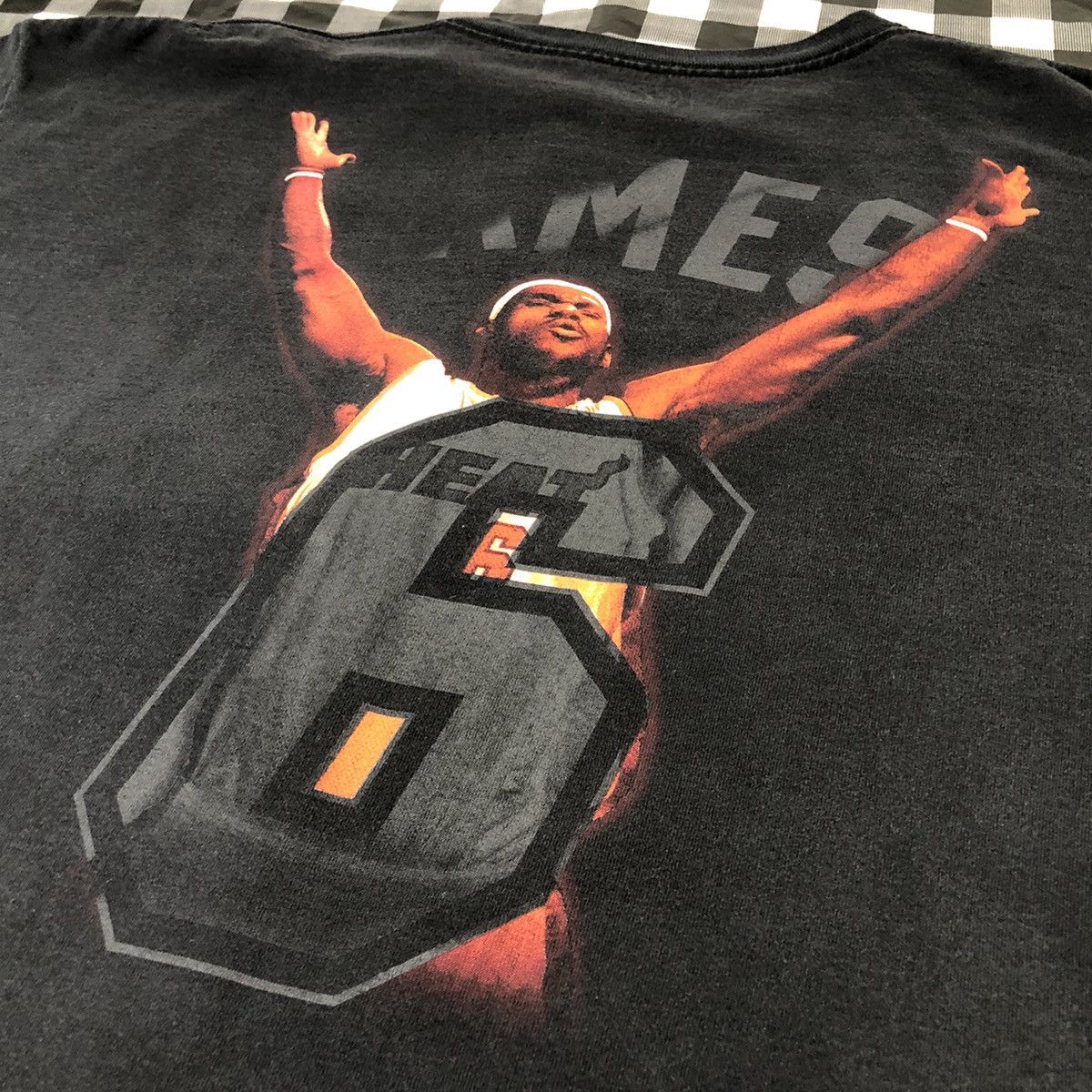 Majestic Lebron James Miami Heat NBA #6 Majestic Basketball Tee Size US XXL / EU 58 / 5 - 5 Thumbnail