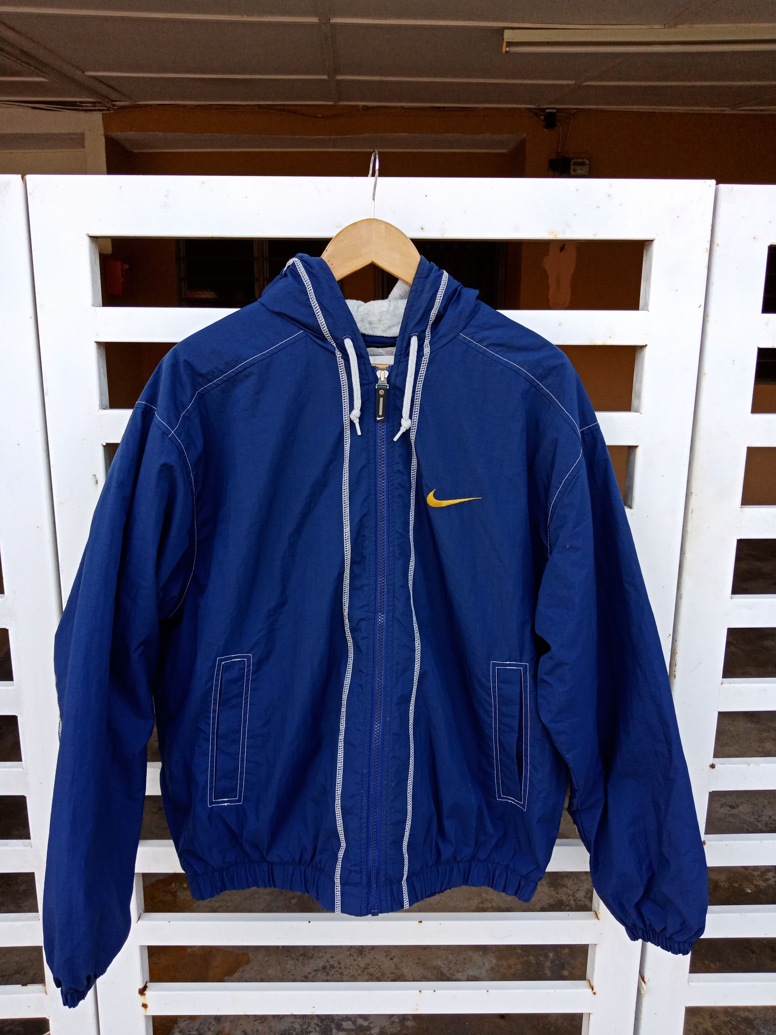 Nike Nike Swoosh Big Logo Spell Out Embroidery Sweater Size US XL / EU 56 / 4 - 2 Thumbnail