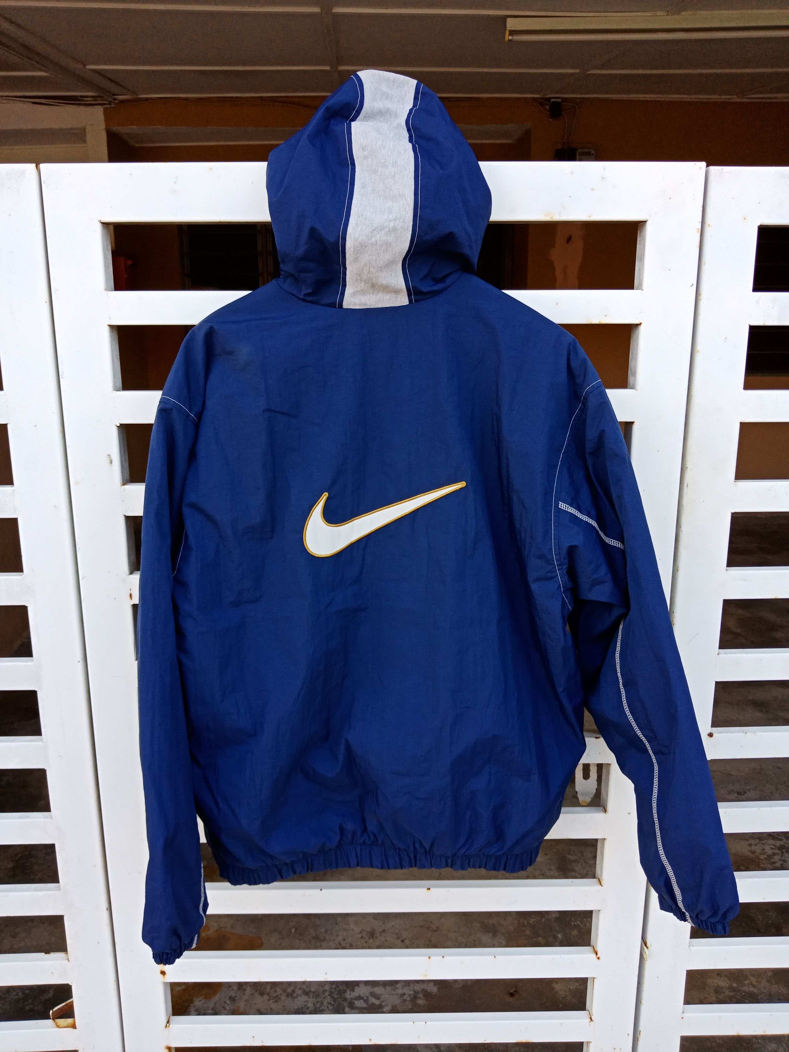Nike Nike Swoosh Big Logo Spell Out Embroidery Sweater Size US XL / EU 56 / 4 - 1 Thumbnail