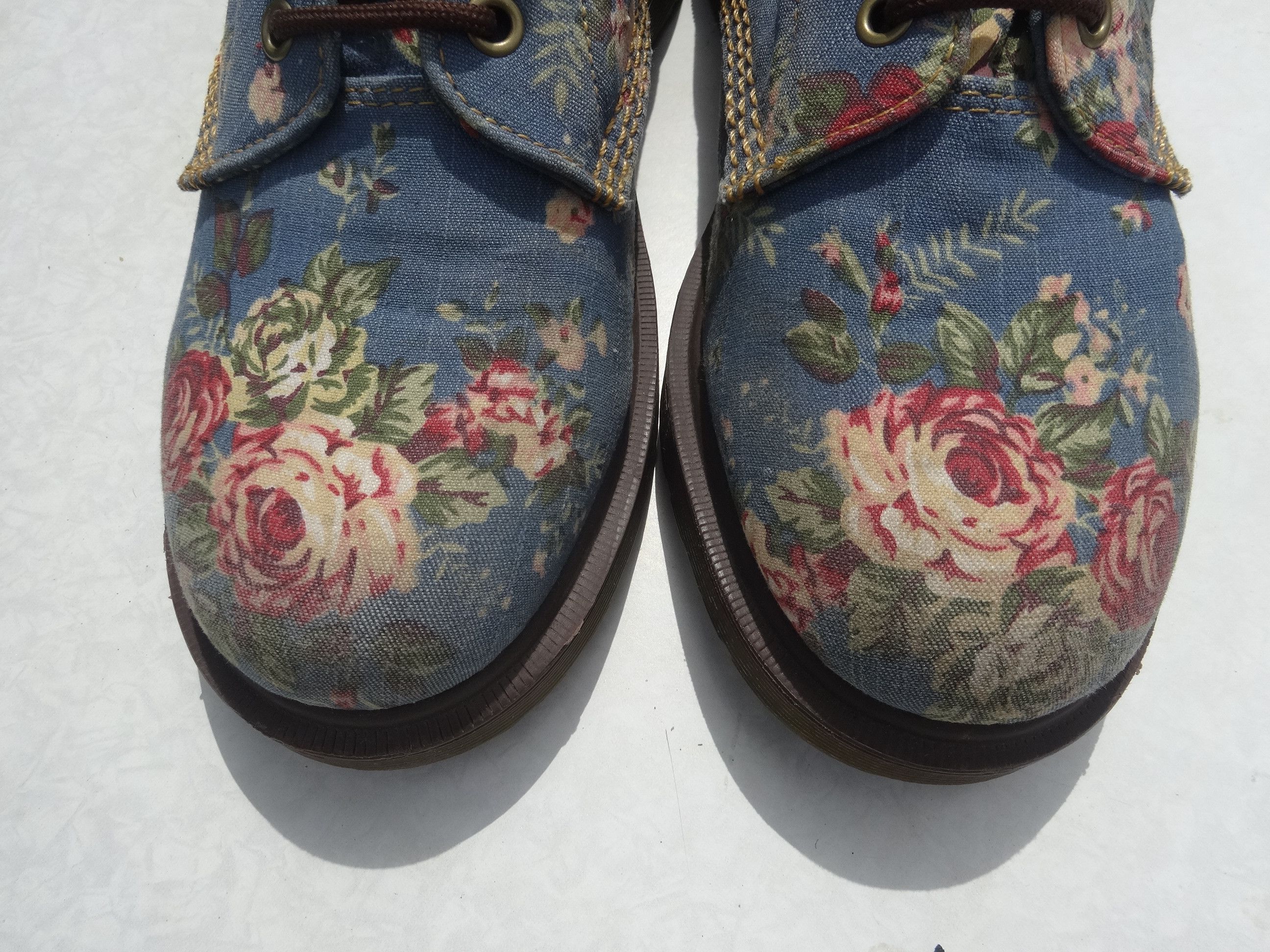 Dr. Martens Floral Canvas Doc Martens Size US 9 / EU 42 - 6 Thumbnail