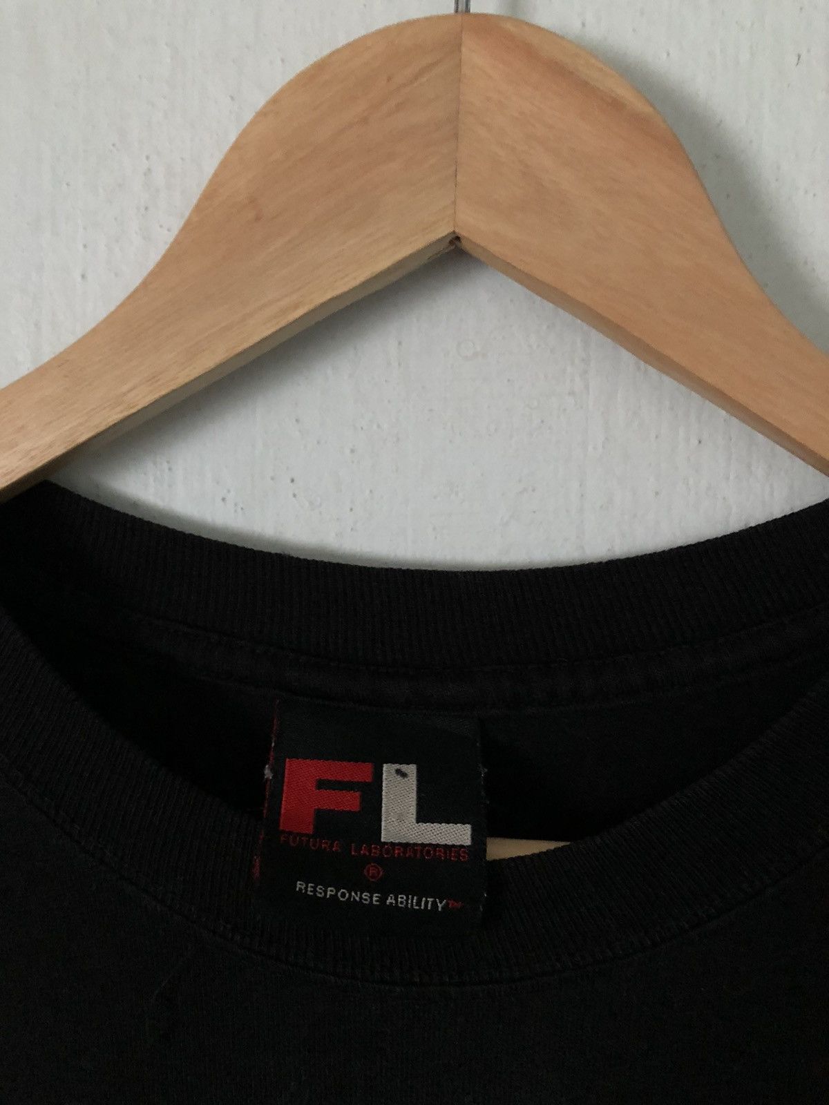 Futura FUTURA LABORATORIES LONG SLEEVE T-SHIRT PAINT PRINT Size US L / EU 52-54 / 3 - 4 Thumbnail