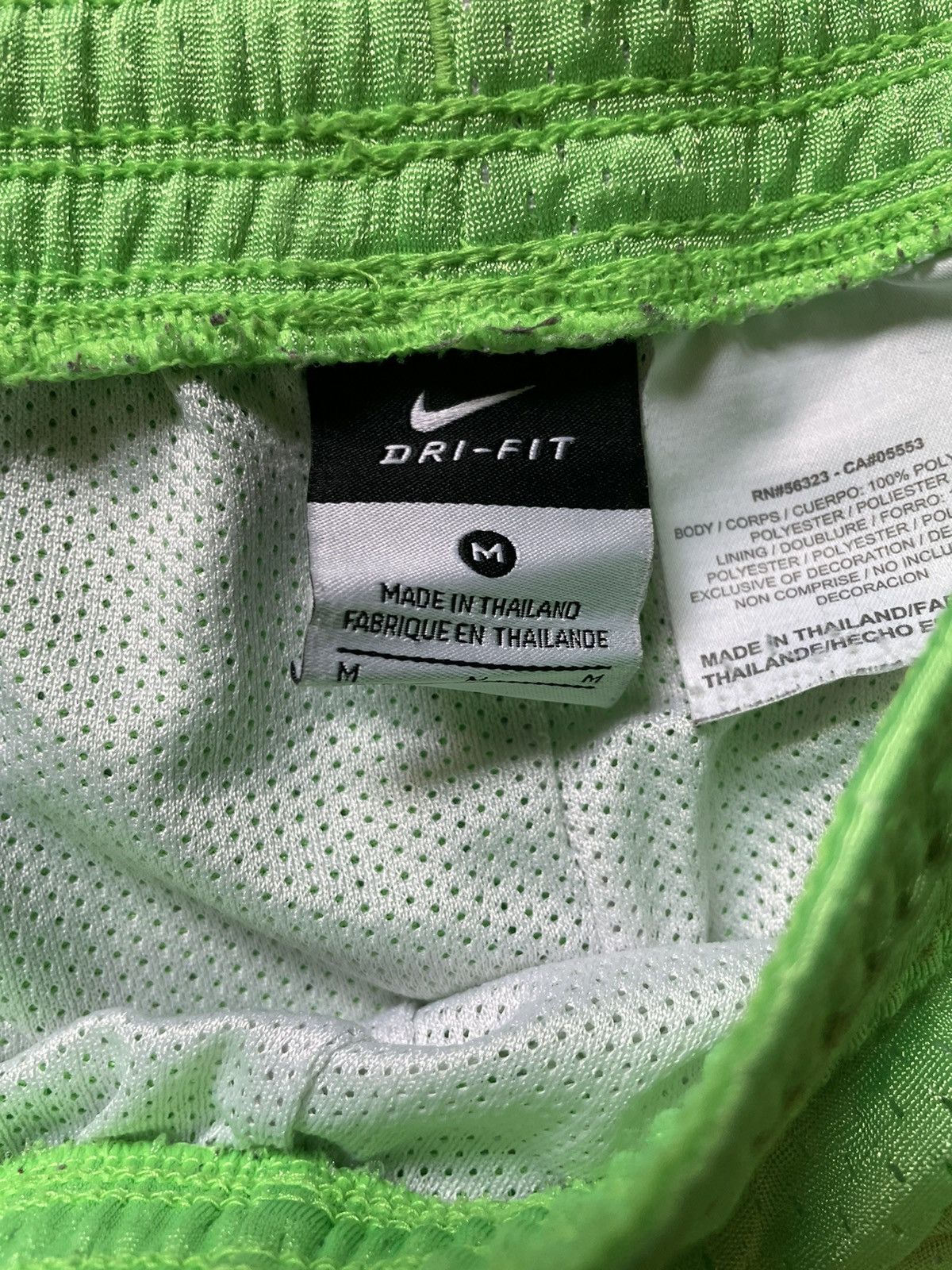 Nike Nike Short-Shorts Size US 30 / EU 46 - 2 Thumbnail