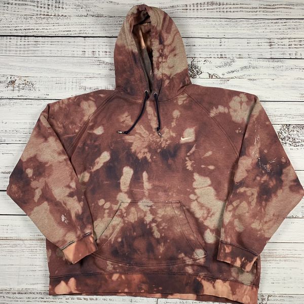 Bleach dye nike online hoodie