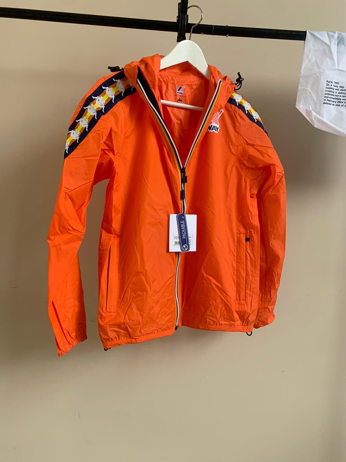 K-Way × Kappa Le Vrai Claude Banda in Orange Size US XS / EU 42 / 0 - 4 Thumbnail
