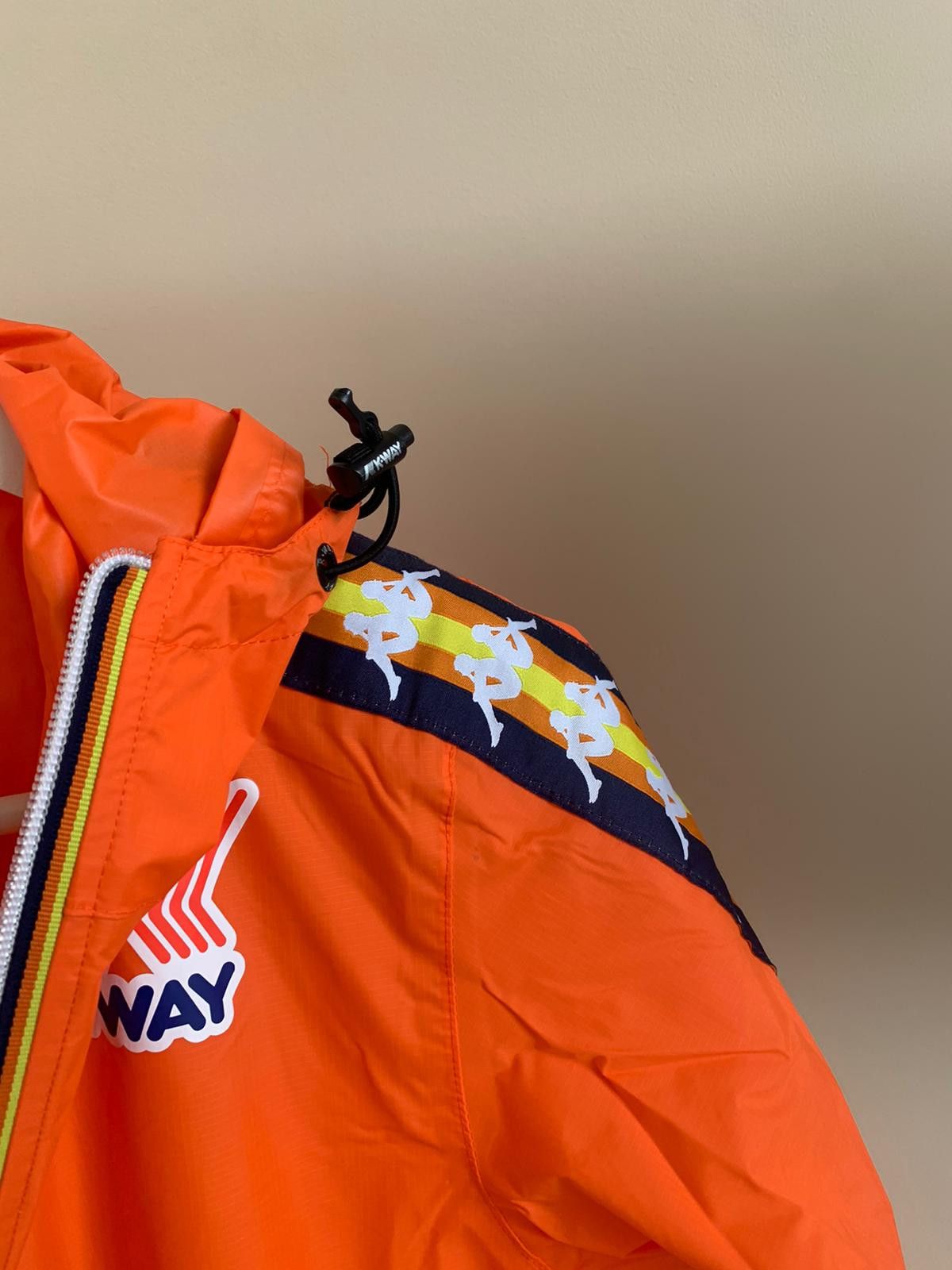 K-Way × Kappa Le Vrai Claude Banda in Orange Size US XS / EU 42 / 0 - 6 Thumbnail