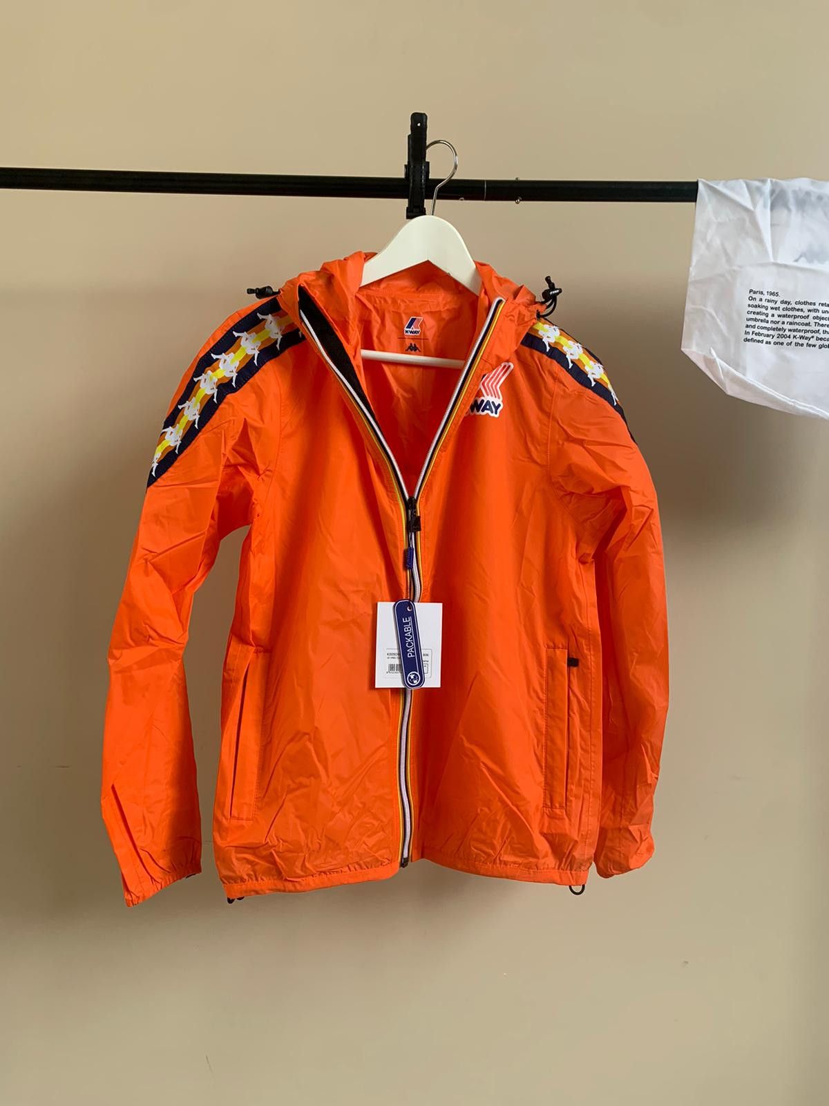 K-Way × Kappa Le Vrai Claude Banda in Orange Size US XS / EU 42 / 0 - 2 Thumbnail