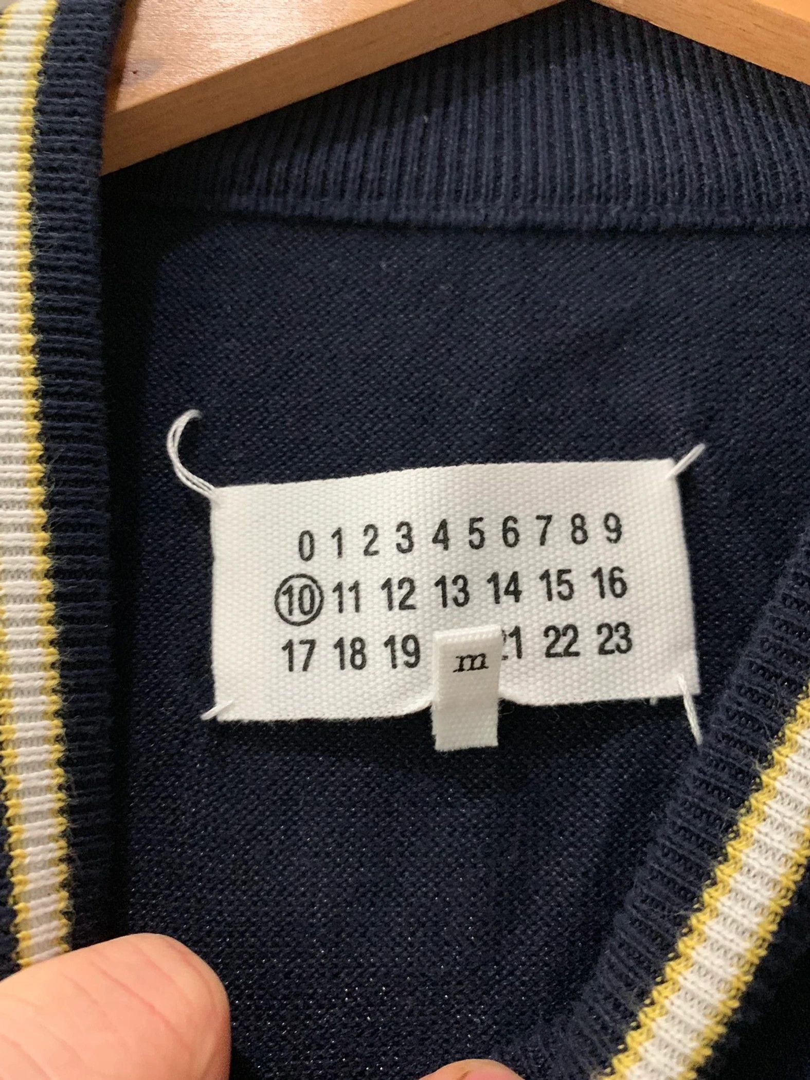 Maison Margiela Destroyed sweater Size US M / EU 48-50 / 2 - 6 Thumbnail
