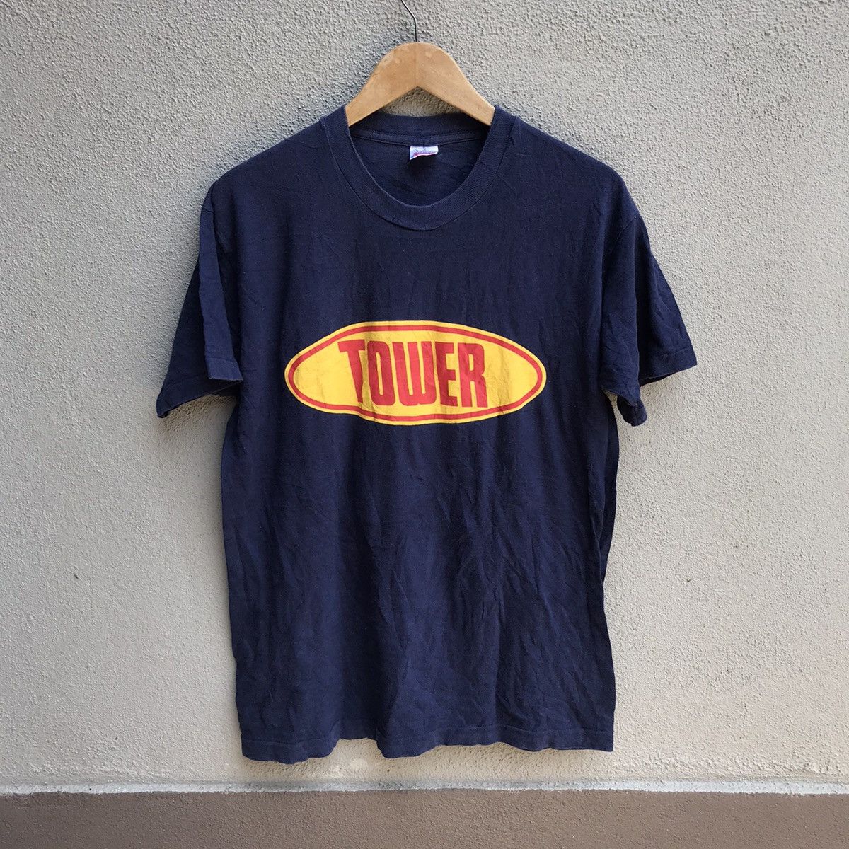 Band Tees Vintage 90s TOWER RECORDS tee labels music Size US L / EU 52-54 / 3 - 1 Thumbnail