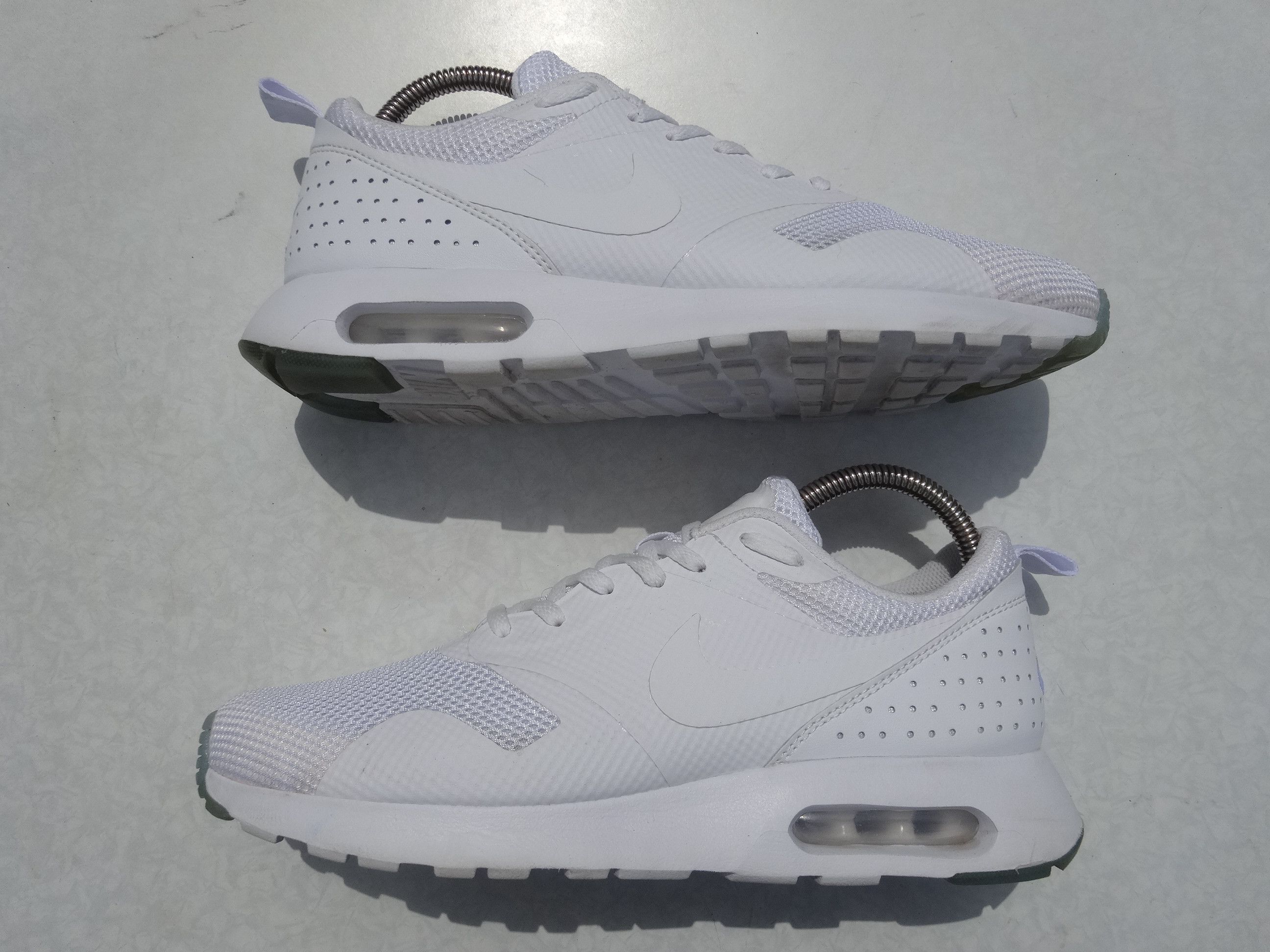 Nike × Vintage NIKE AIR MAX TAVAS 718895-111 Size US 9 / EU 42 - 2 Thumbnail