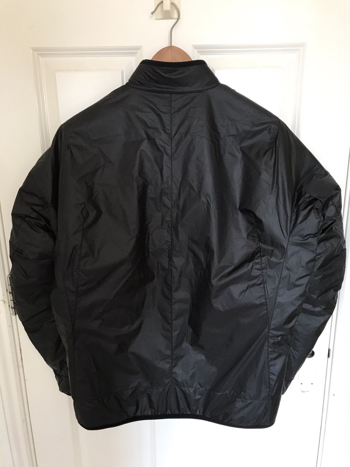 Nike acg bomber jacket best sale