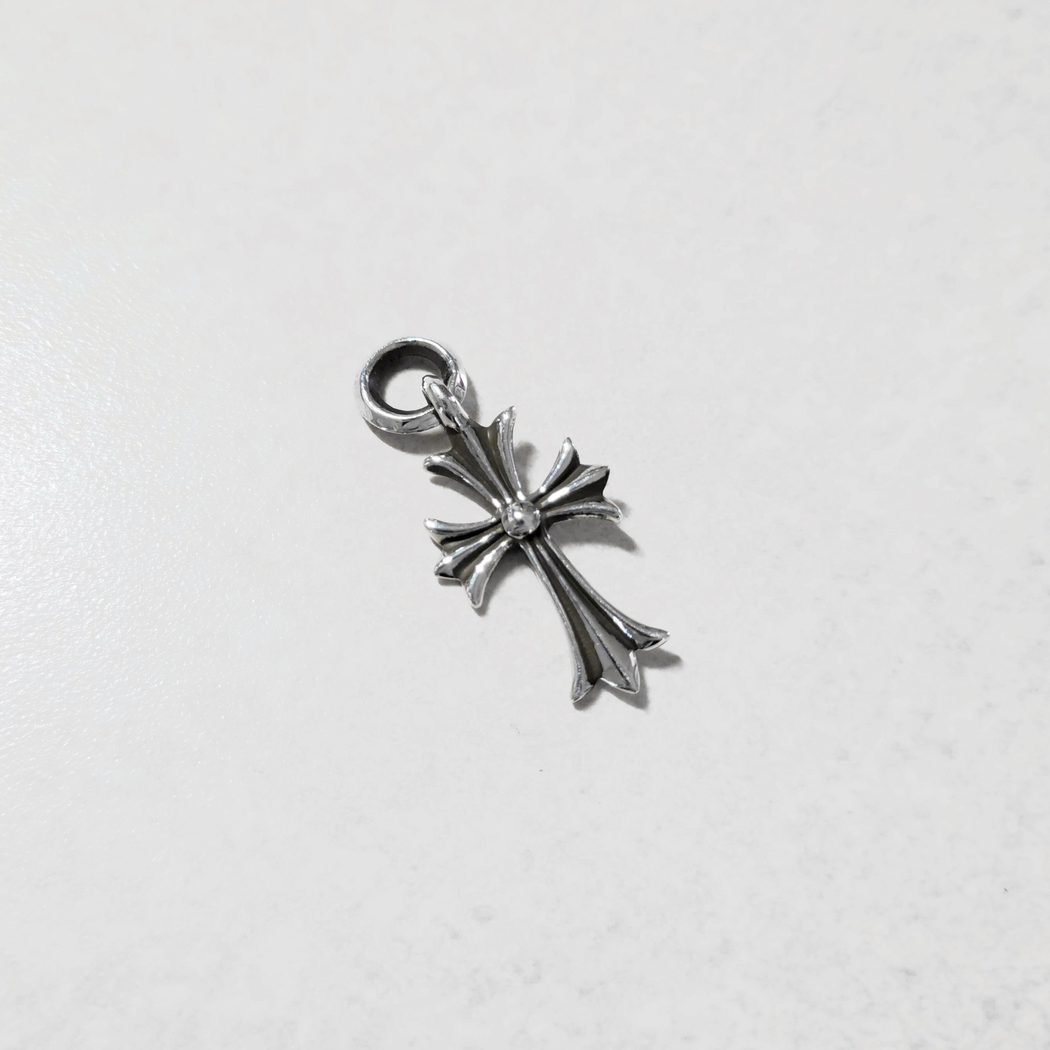 Chrome hearts Ch small cross main image 1