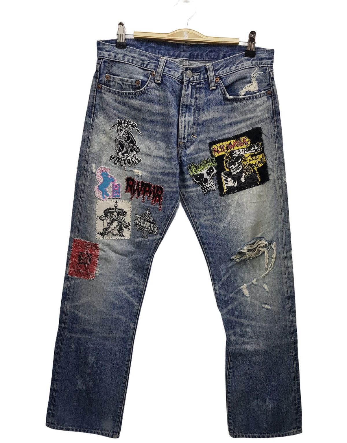 RARE 🔥 World Jeans International Distressed Pathces