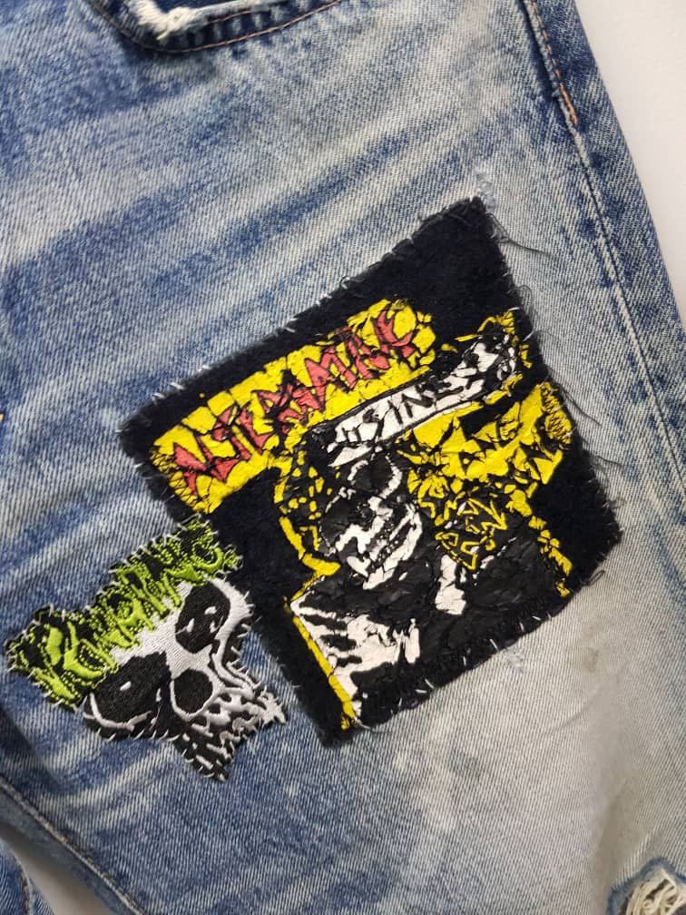 RARE 🔥 World Jeans International Distressed Pathces