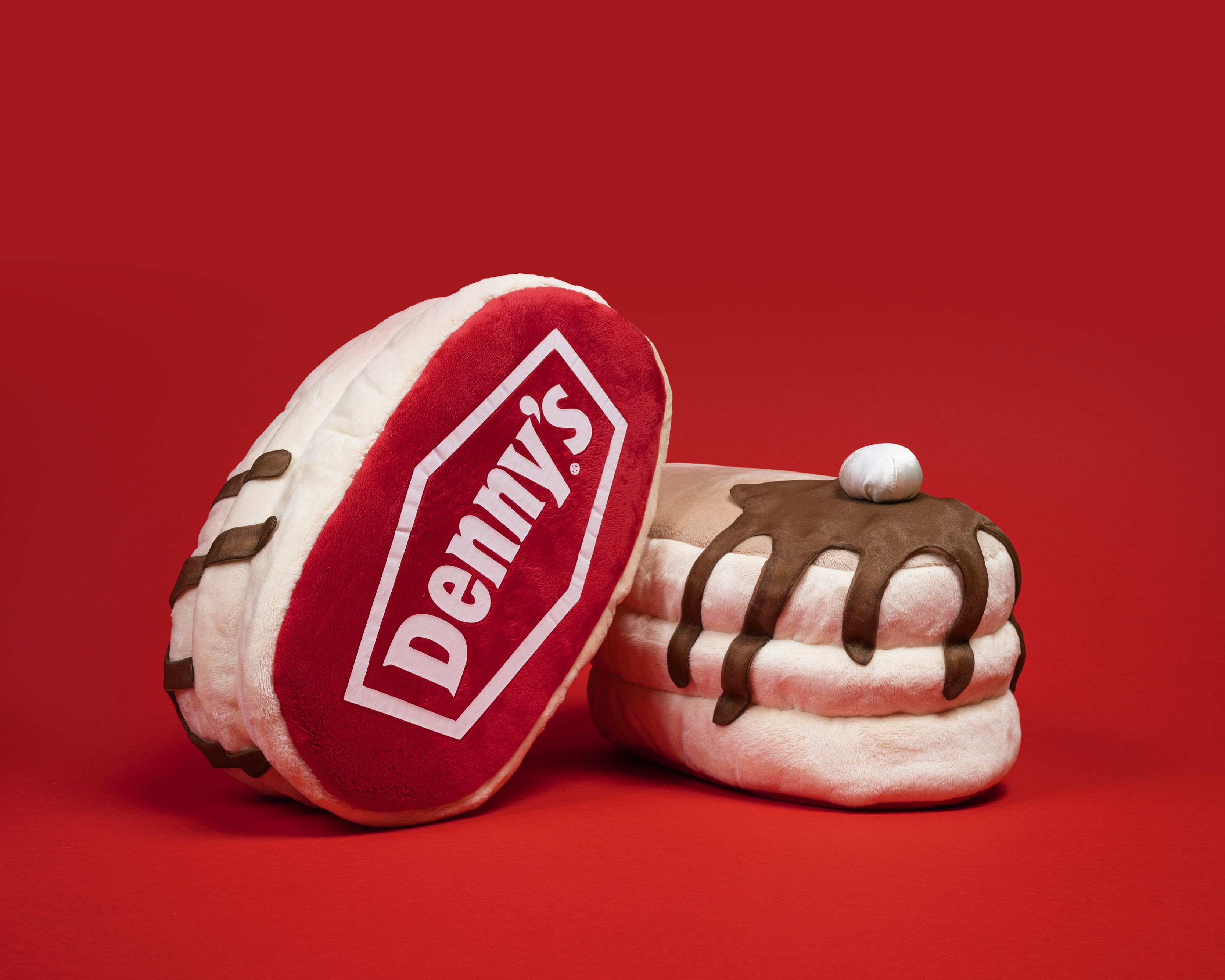 Denny's P3000 Loungers (Pair 1 of 20)