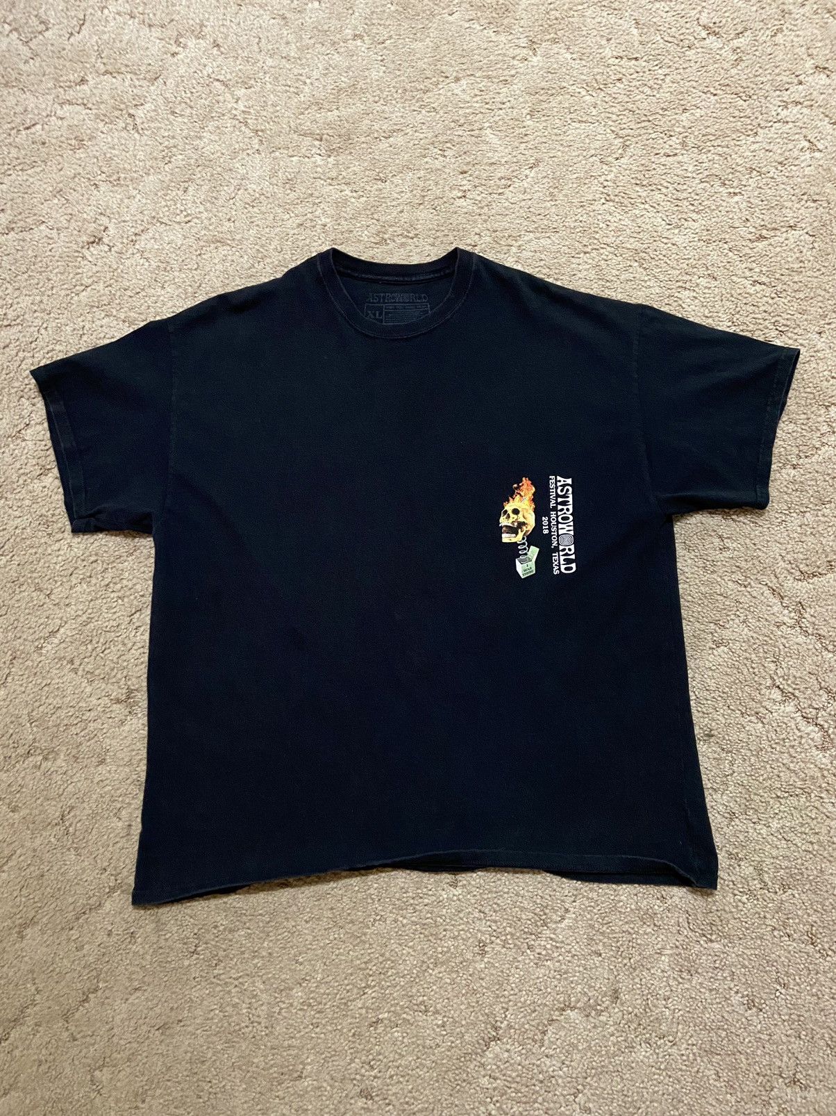 Travis Scott Astroworld festival skull in the box tee Size US XL / EU 56 / 4 - 1 Thumbnail