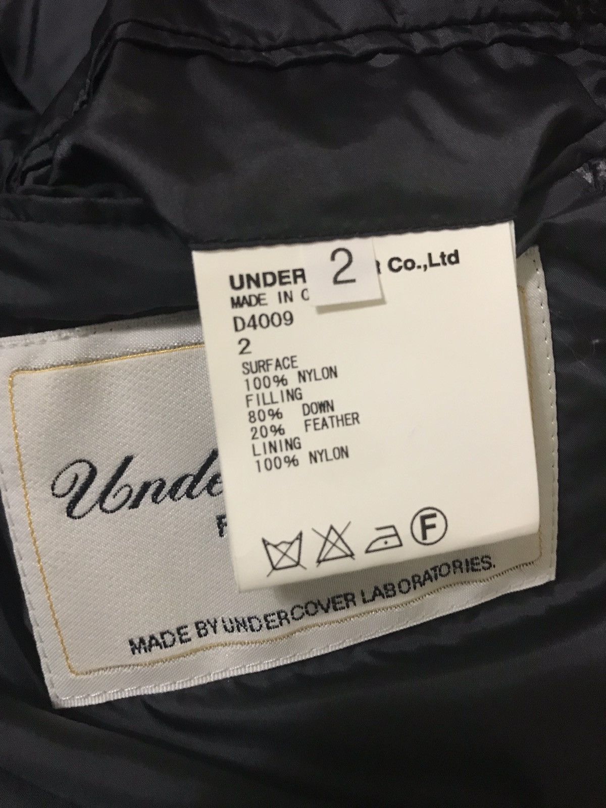 Undercover AW09 “Earmuff Maniac” Gradient down vest Size US M / EU 48-50 / 2 - 6 Thumbnail