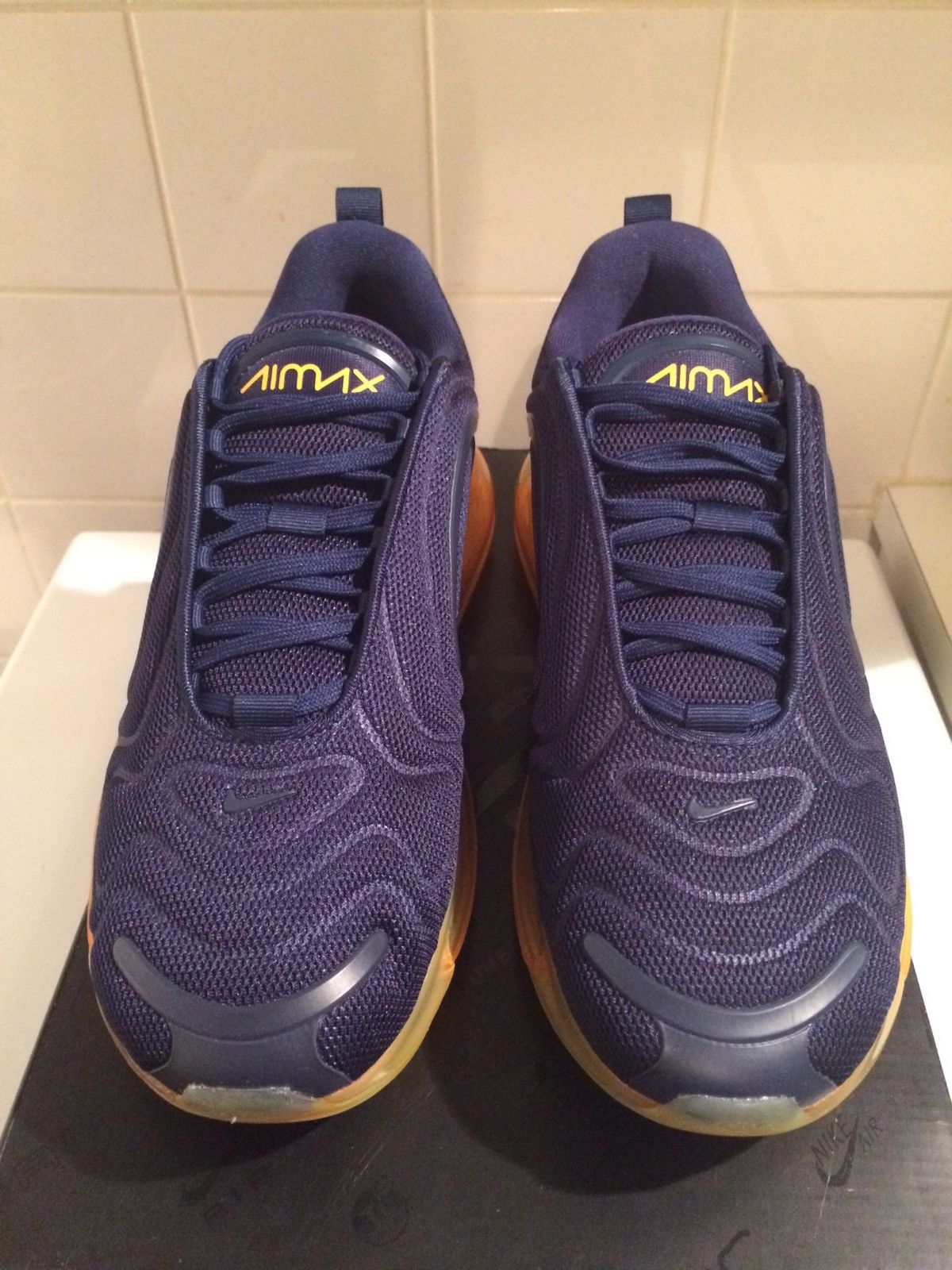 Nike Nike Air Max 720 MIDNIGHT NAVY/LASER ORANGE AO2924-401 Size US 9 / EU 42 - 3 Thumbnail
