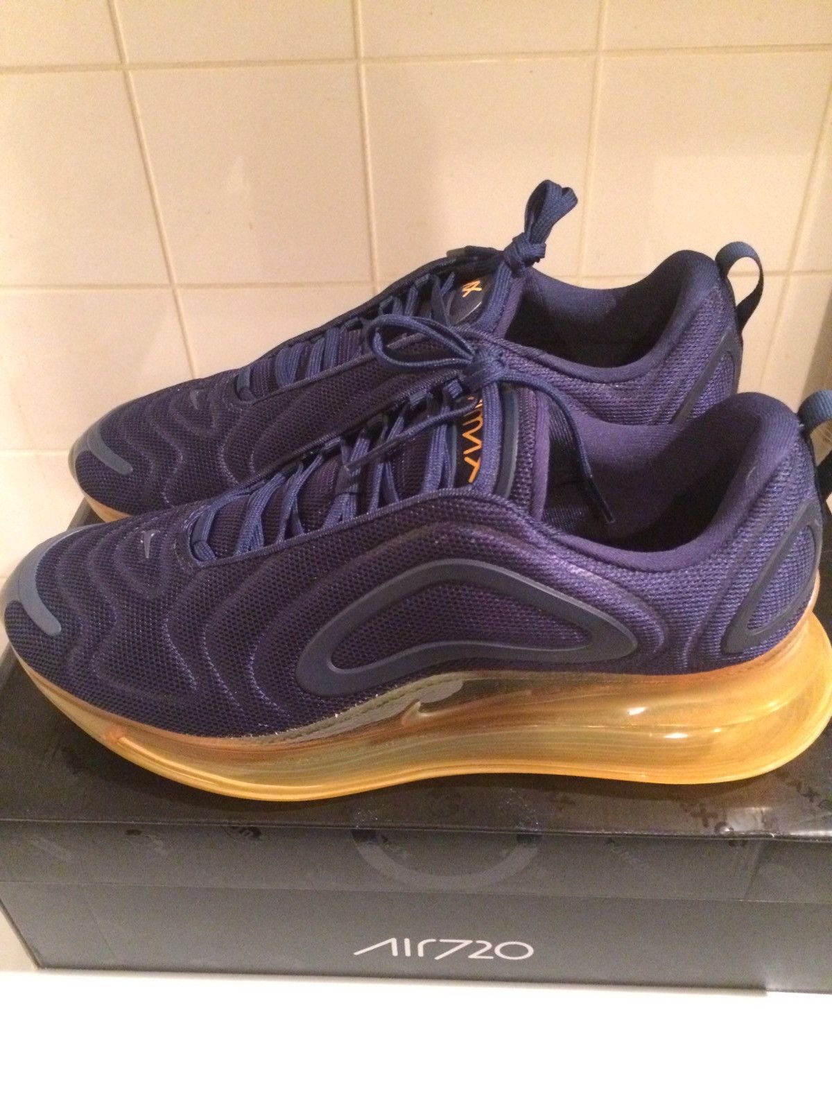 Nike Nike Air Max 720 MIDNIGHT NAVY/LASER ORANGE AO2924-401 US11 Size US 11 / EU 44 - 4 Thumbnail