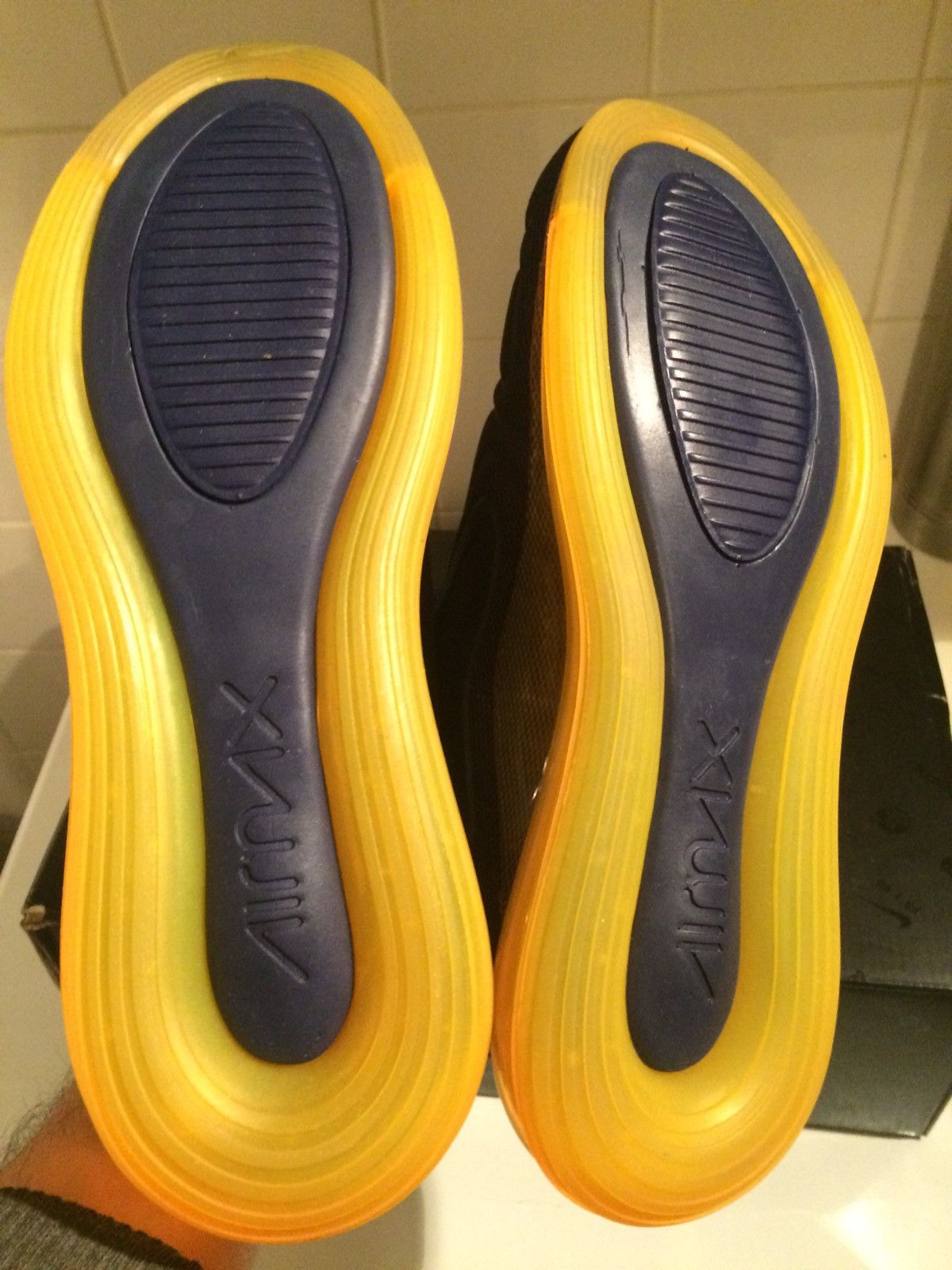 Nike Nike Air Max 720 MIDNIGHT NAVY/LASER ORANGE AO2924-401 US11 Size US 11 / EU 44 - 5 Thumbnail
