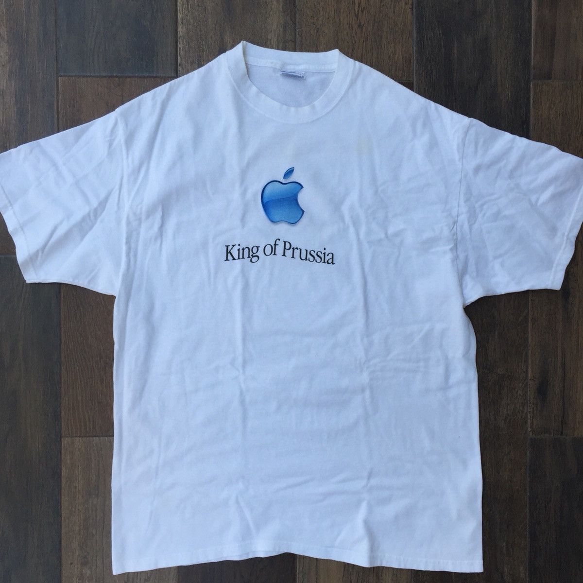 Apple × Vintage Vintage 90's Apple “Shop different” King of