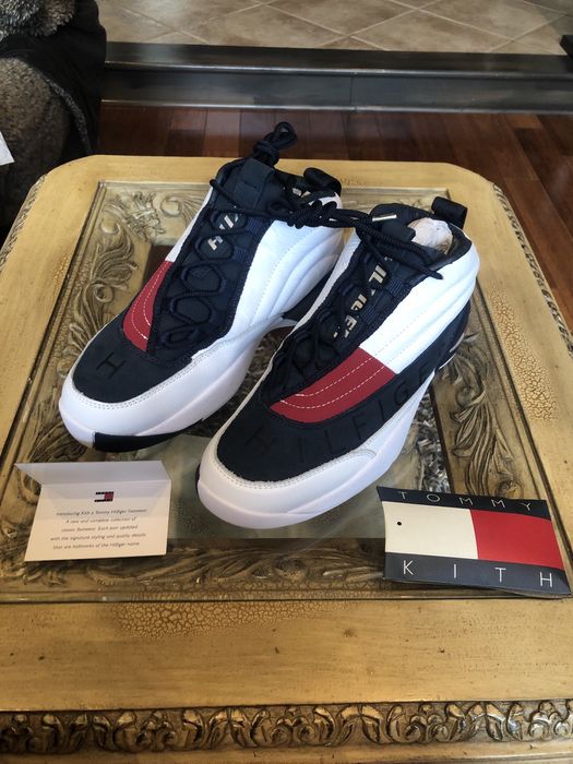 Tommy hilfiger skew lux hotsell basketball sneaker