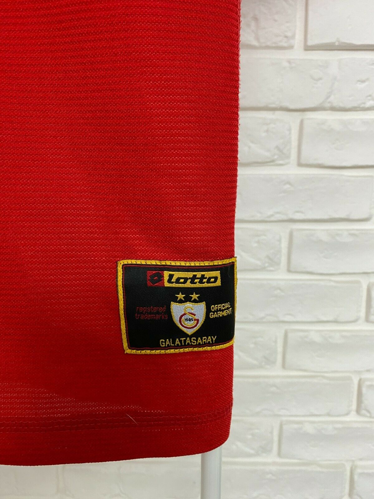 Lotto Sport GALATASARAY 2001/2002 LOTTO FOOTBALL SOCCER JERSEY SHIRT L Size US L / EU 52-54 / 3 - 4 Thumbnail
