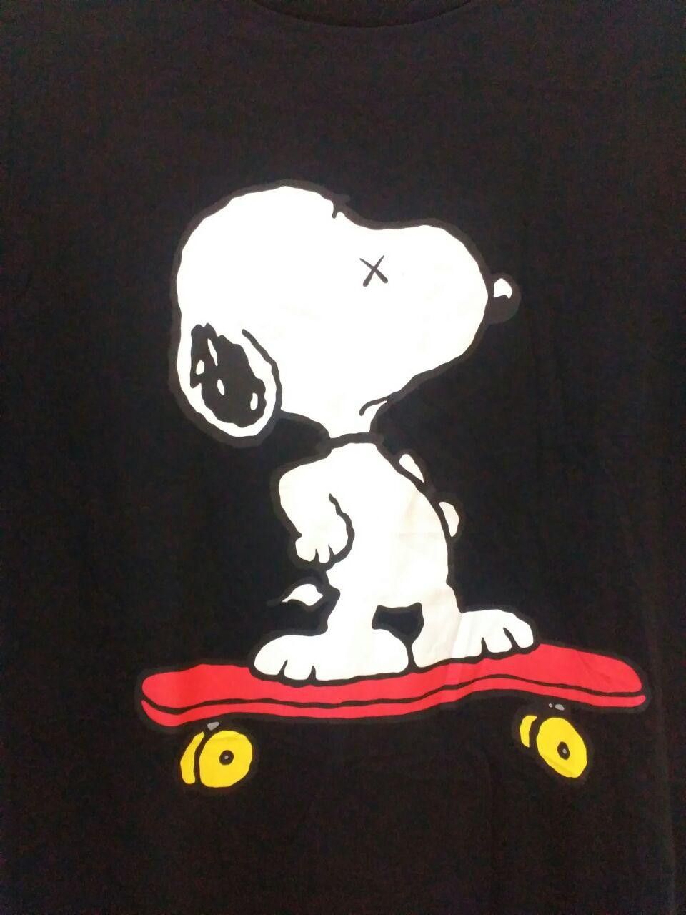 Kaws × Peanuts × Uniqlo Kaws X Peanuts Snoopy & Woodstock Big Logo T Shirt Size US M / EU 48-50 / 2 - 1 Thumbnail