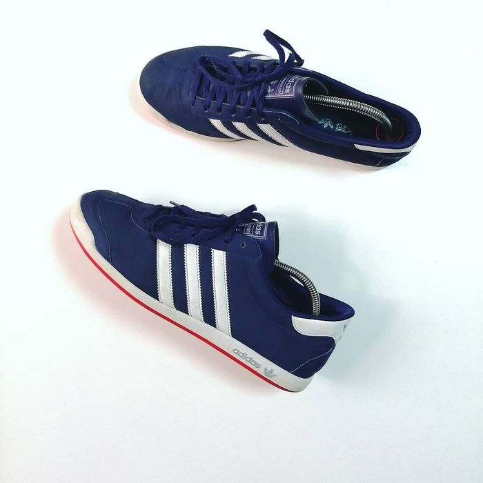 The sneeker clearance adidas