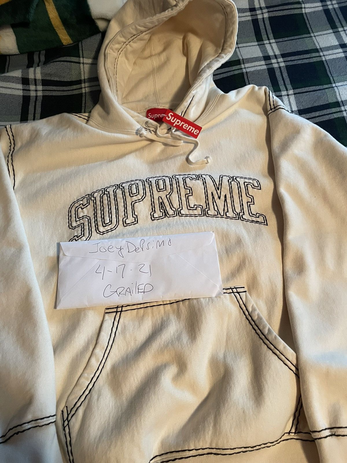 Grailed hotsell supreme hoodie