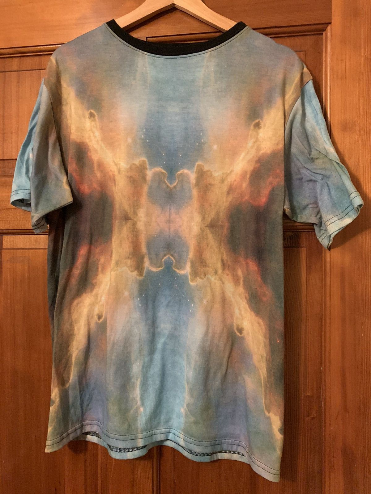 Other *RARE* Captivate Photo Print Sky / Space T-Shirt - M Size US M / EU 48-50 / 2 - 1 Thumbnail