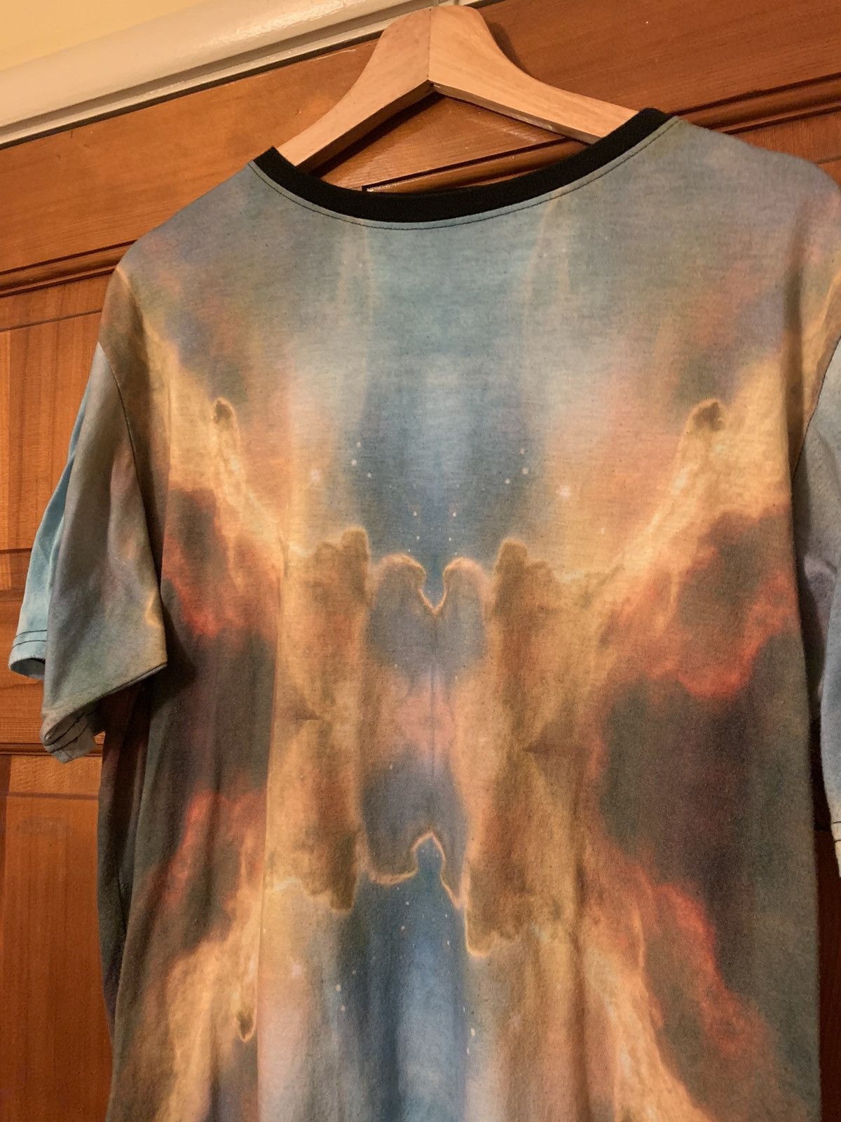 Other *RARE* Captivate Photo Print Sky / Space T-Shirt - M Size US M / EU 48-50 / 2 - 3 Thumbnail