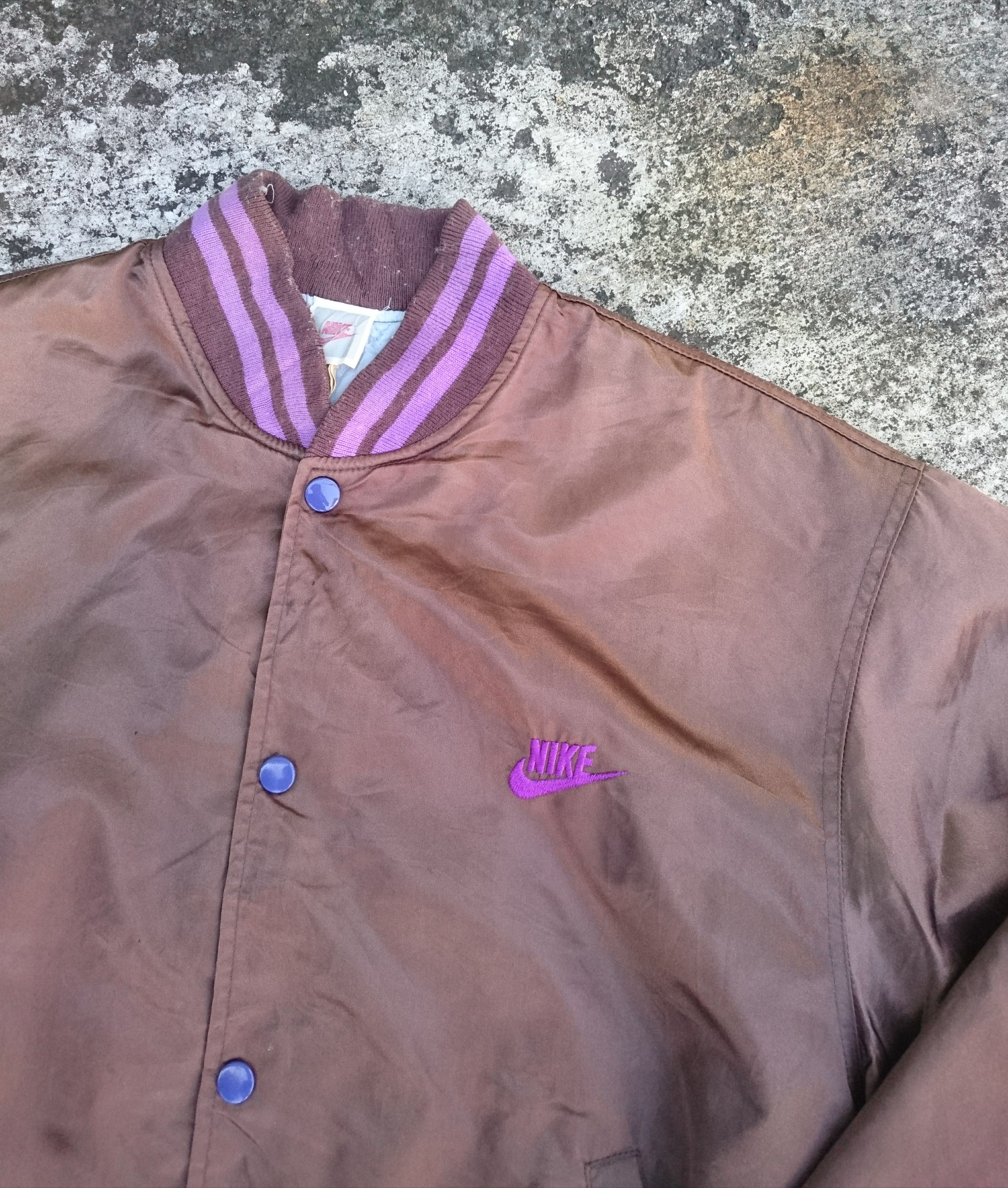 Nike Rare vintage 90s nike varsity Size US M / EU 48-50 / 2 - 2 Thumbnail