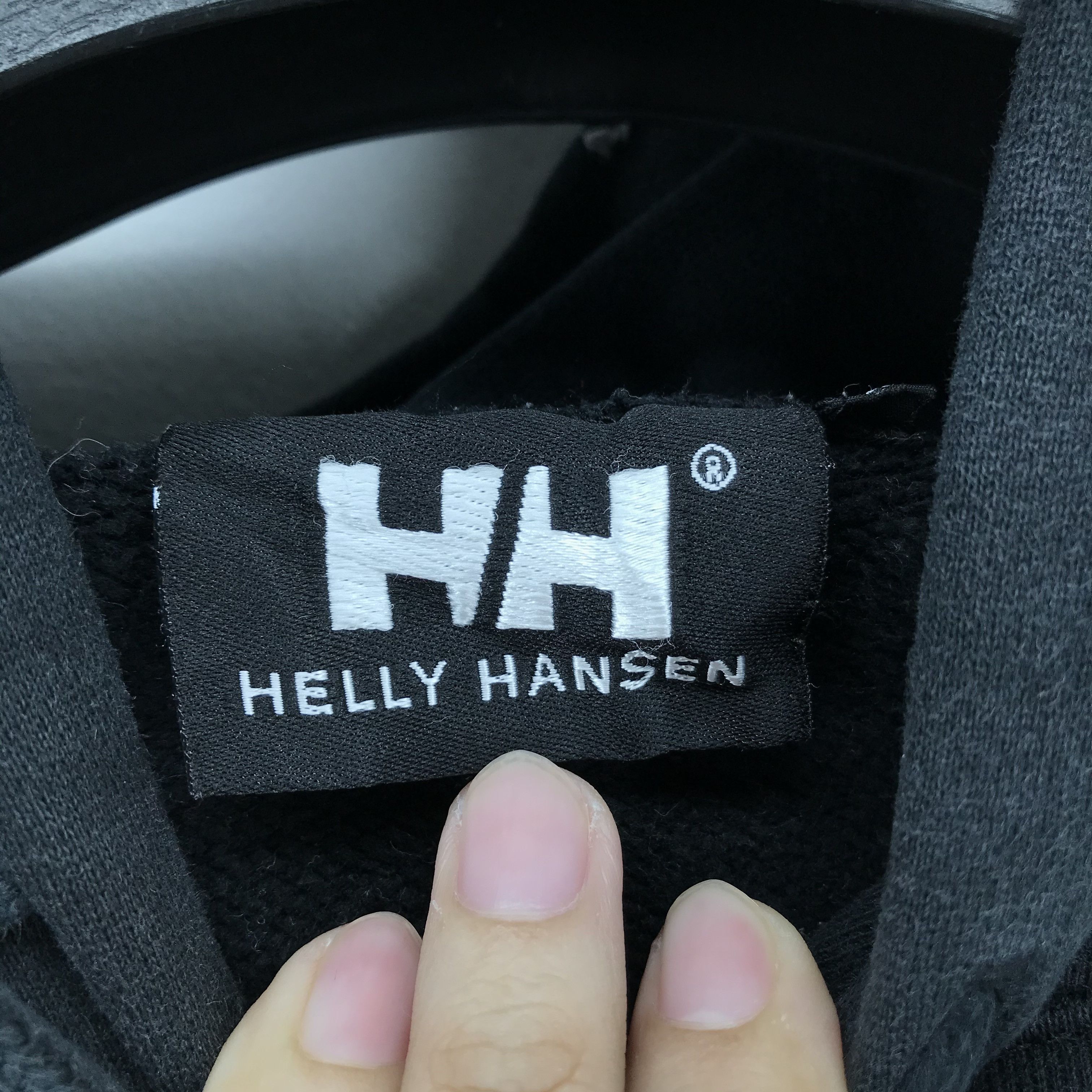 Helly Hansen Vintage Helly Hansen Big Logo Pullover Hoodie #2694-003 Size US L / EU 52-54 / 3 - 6 Thumbnail