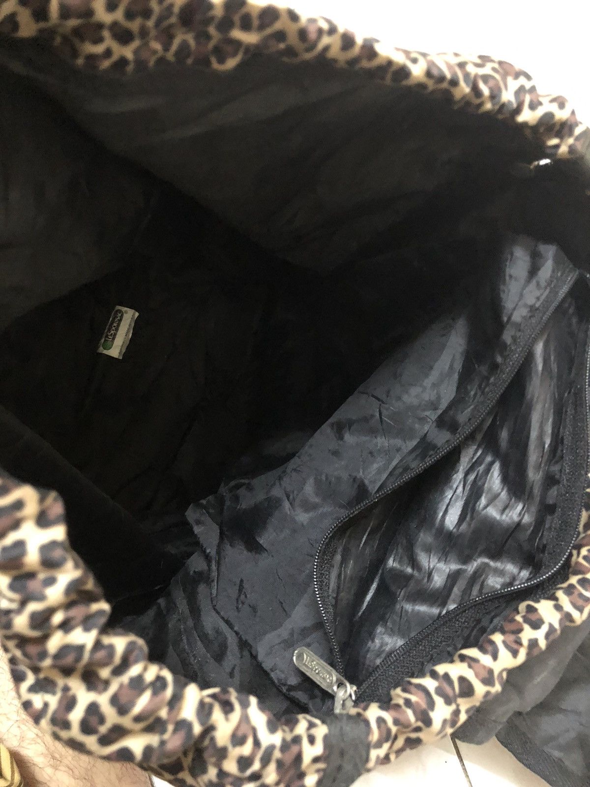 LeSportsac Vintage Lesportsac Backpack Leopard Full Printed Size ONE SIZE - 13 Thumbnail