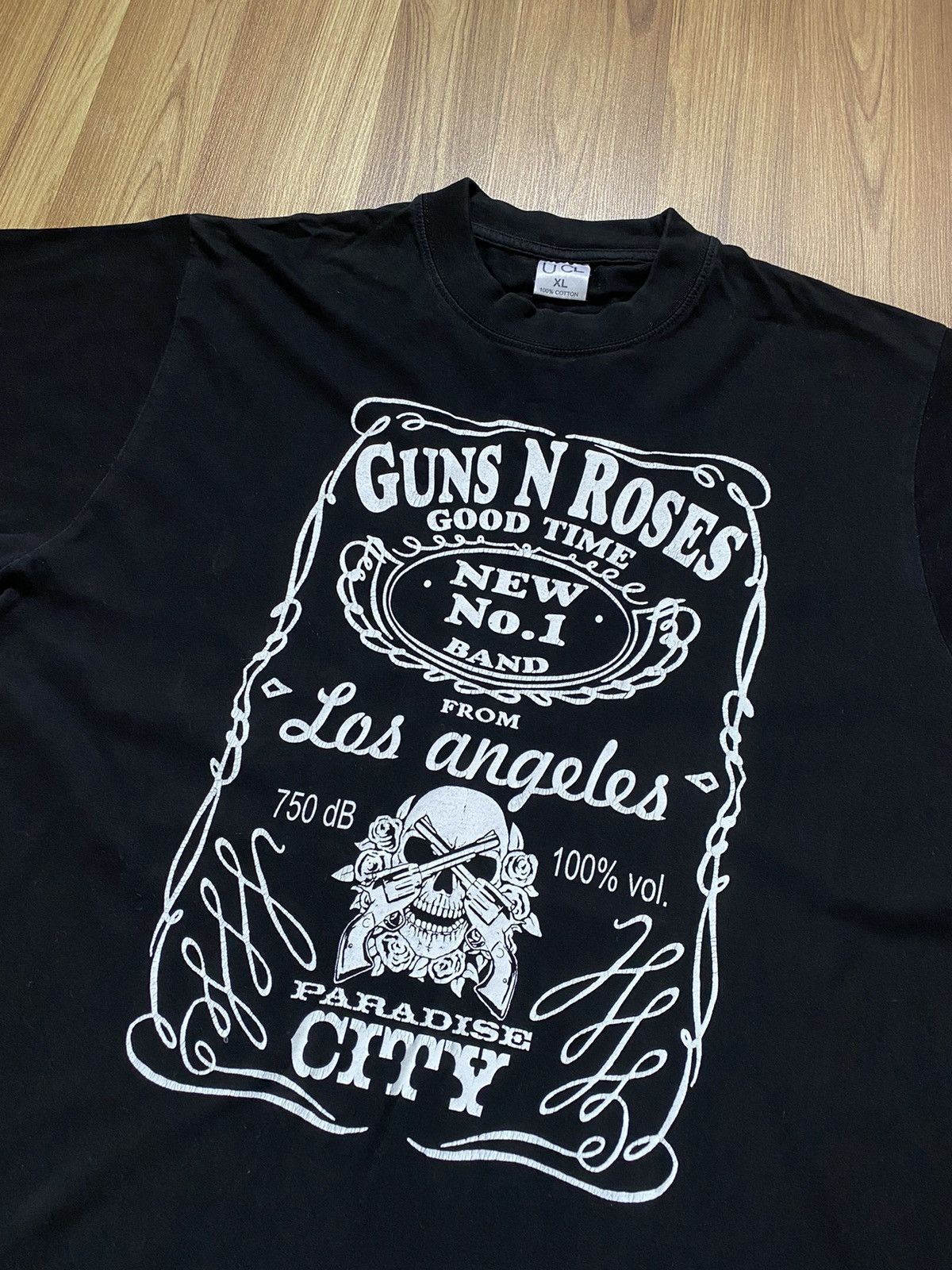 Band Tees Vintage Guns N Roses Los Angeles Jack Daniels Tee T Shirt Size US XL / EU 56 / 4 - 2 Thumbnail