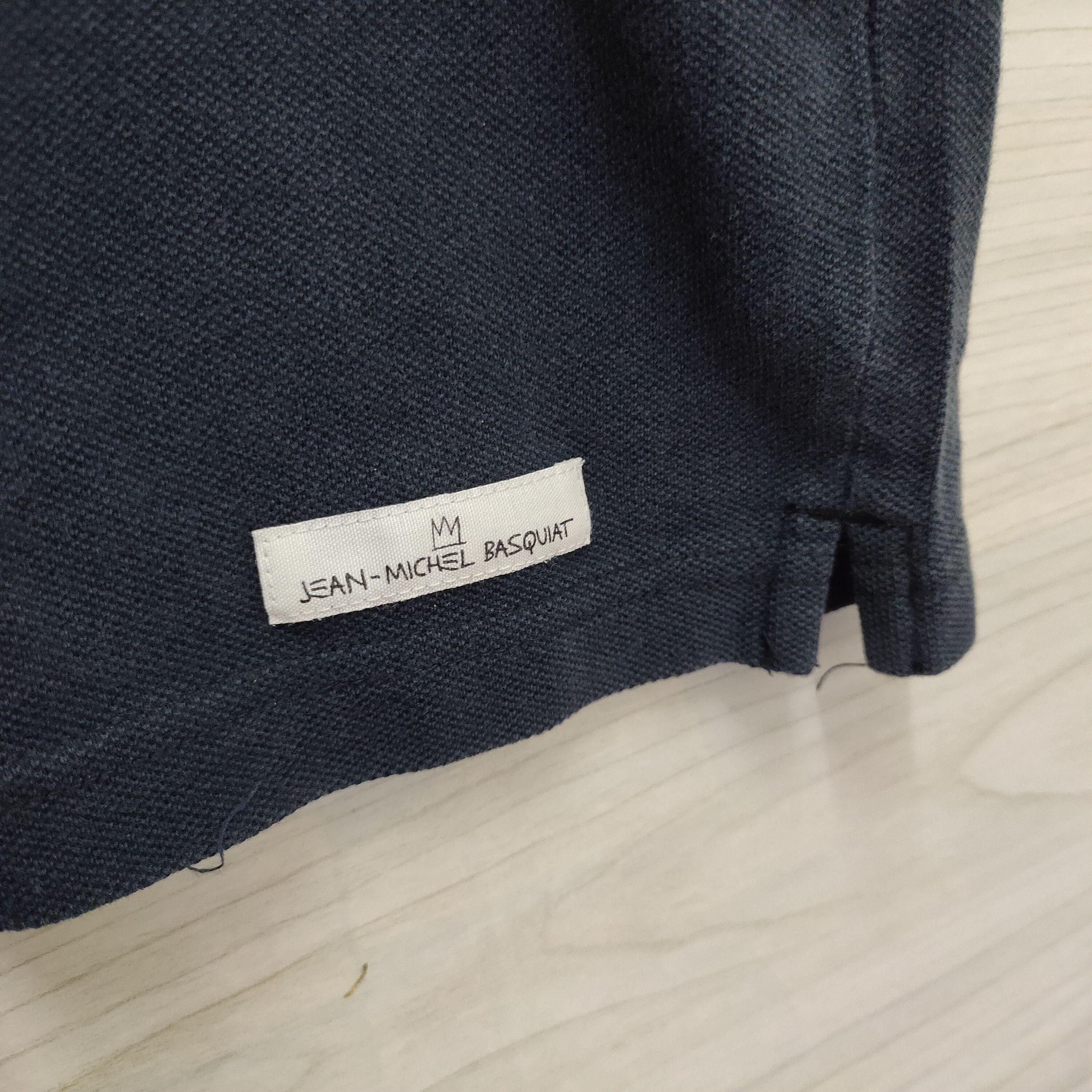 Jean-Michel Basquiat × Uniqlo × Vintage Vintage Jean Michel Basquiat Uniqlo Polo Shirt Size US M / EU 48-50 / 2 - 5 Thumbnail