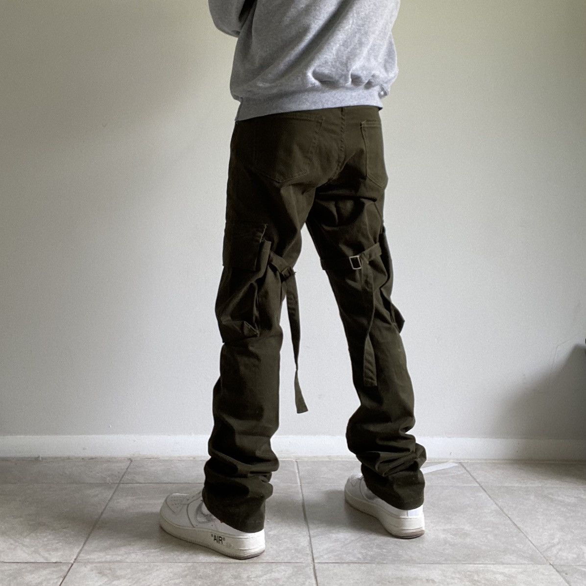 Japanese Brand ❇️ Vuja De Cargo Flare Technician Pants Alternative (Olive) Size US 30 / EU 46 - 1 Thumbnail