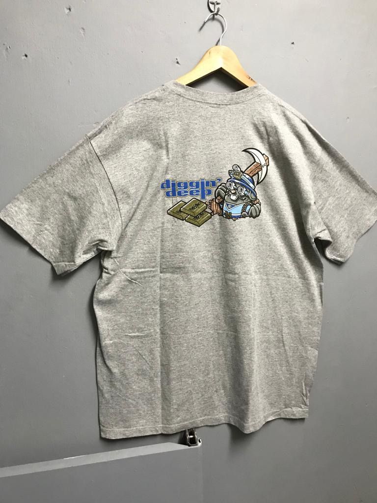 image of Mossimo x Vintage 90’S Massimo Diggin Deepin Skateboard Fashion Tee in Grey, Men's (Size Large)