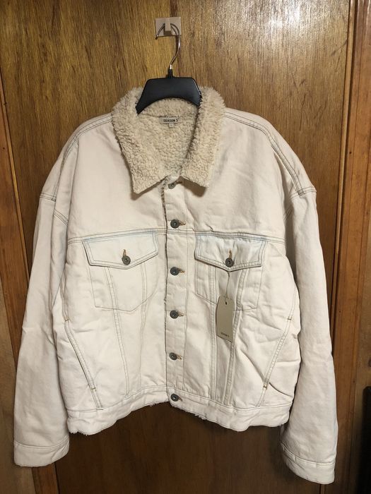 Yeezy classic sherpa hot sale jean jacket