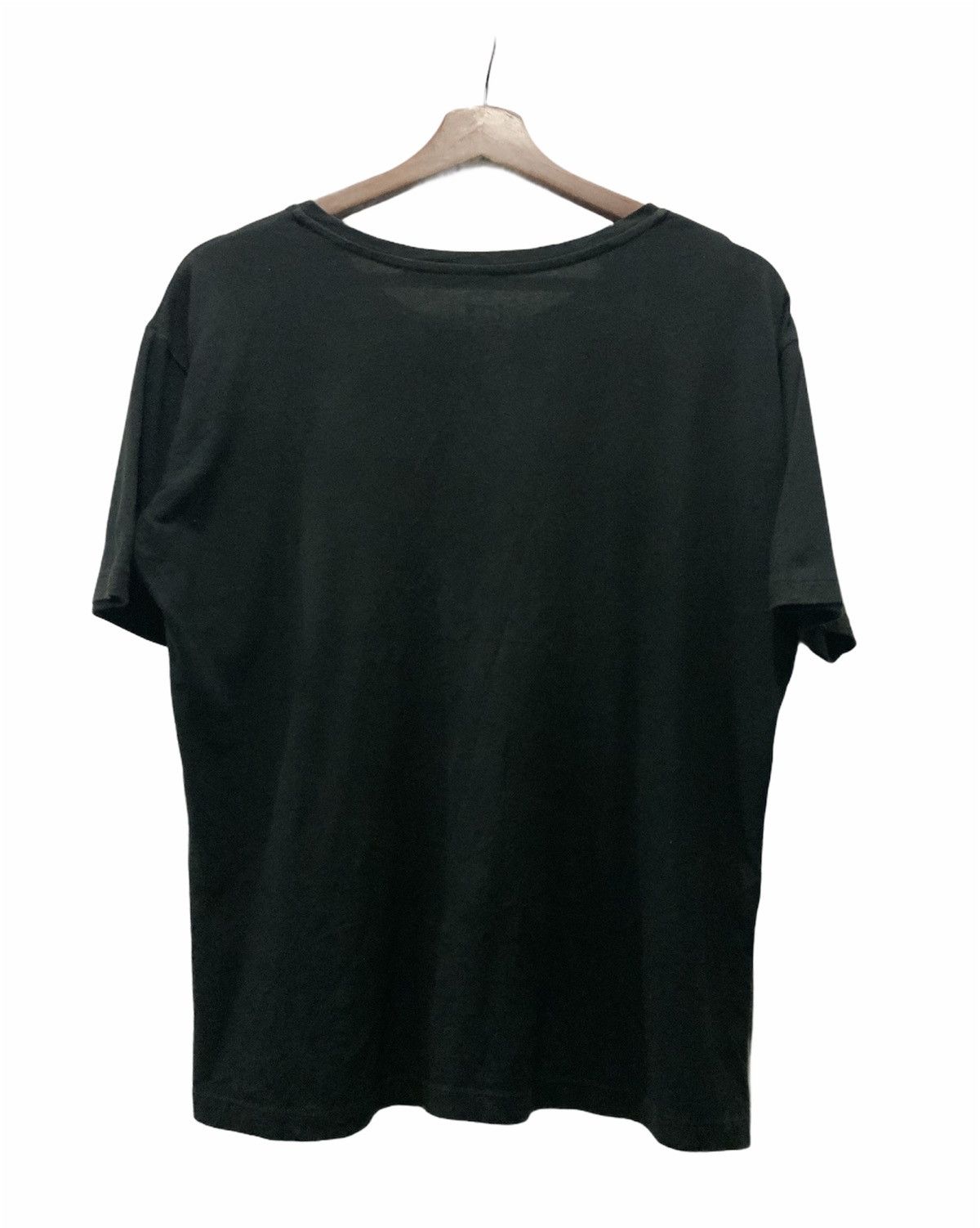 Uniqlo Vintage Disney Mickey Mouse x Ut Streetwear Tee Size US S / EU 44-46 / 1 - 4 Thumbnail