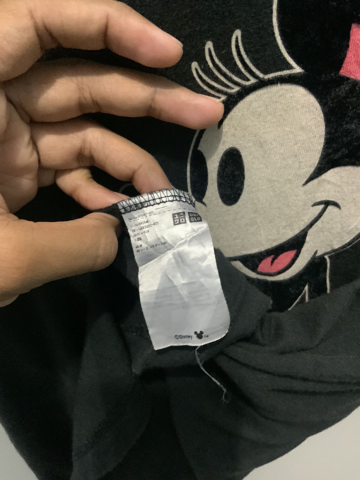 Uniqlo Vintage Disney Mickey Mouse x Ut Streetwear Tee Size US S / EU 44-46 / 1 - 10 Thumbnail