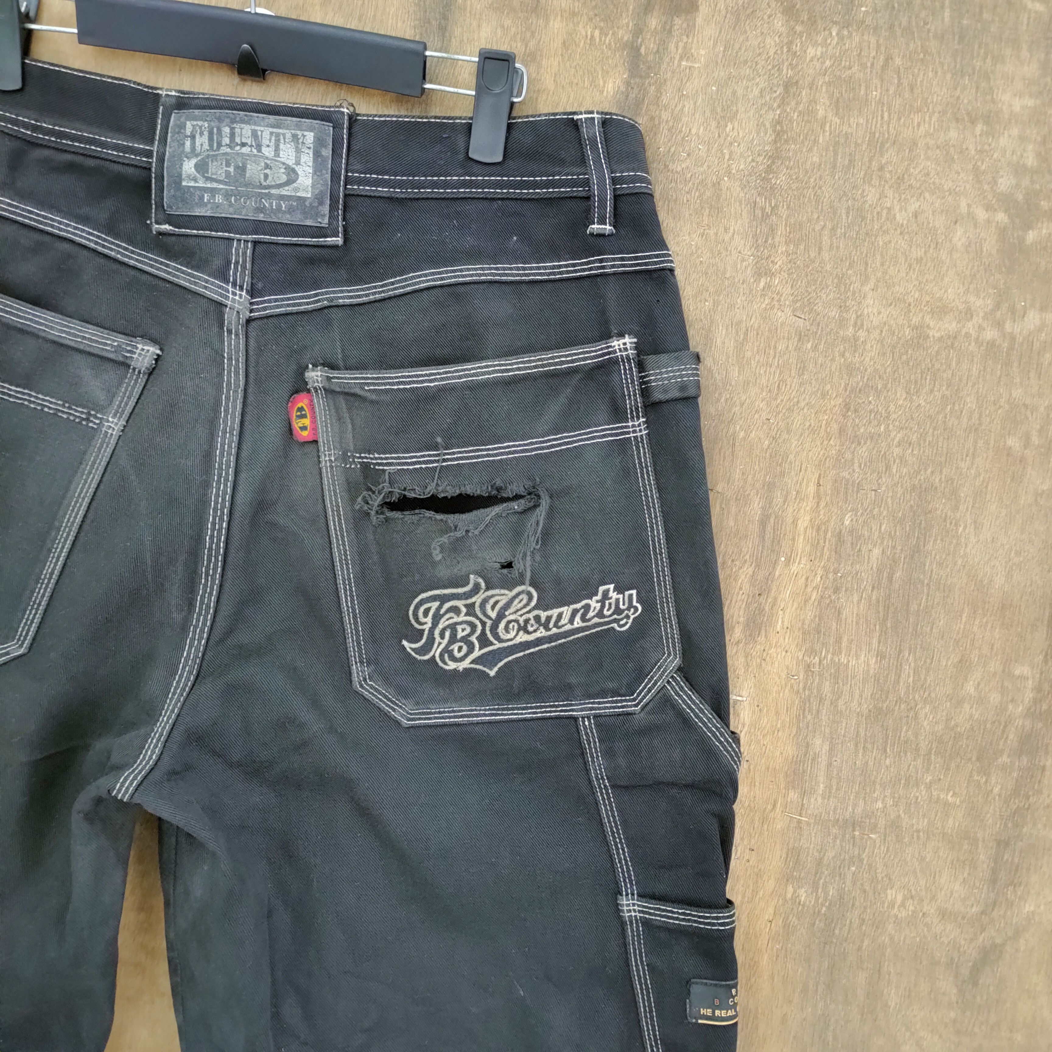 Japanese Brand VINTAGE FB COUNTY FADED BLACK DISTRESSED CARGO PANTS Size US 36 / EU 52 - 10 Thumbnail