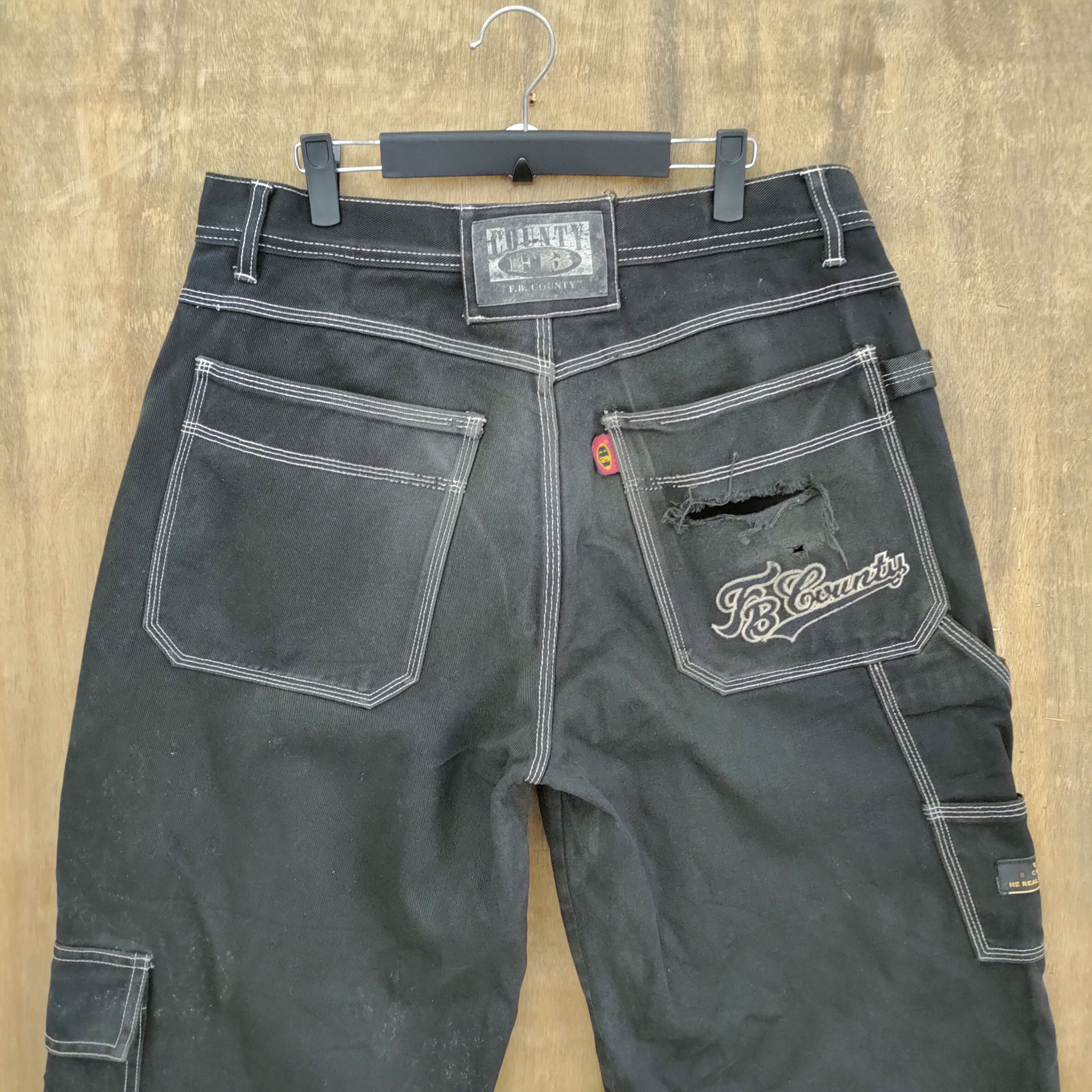 Japanese Brand VINTAGE FB COUNTY FADED BLACK DISTRESSED CARGO PANTS Size US 36 / EU 52 - 8 Thumbnail