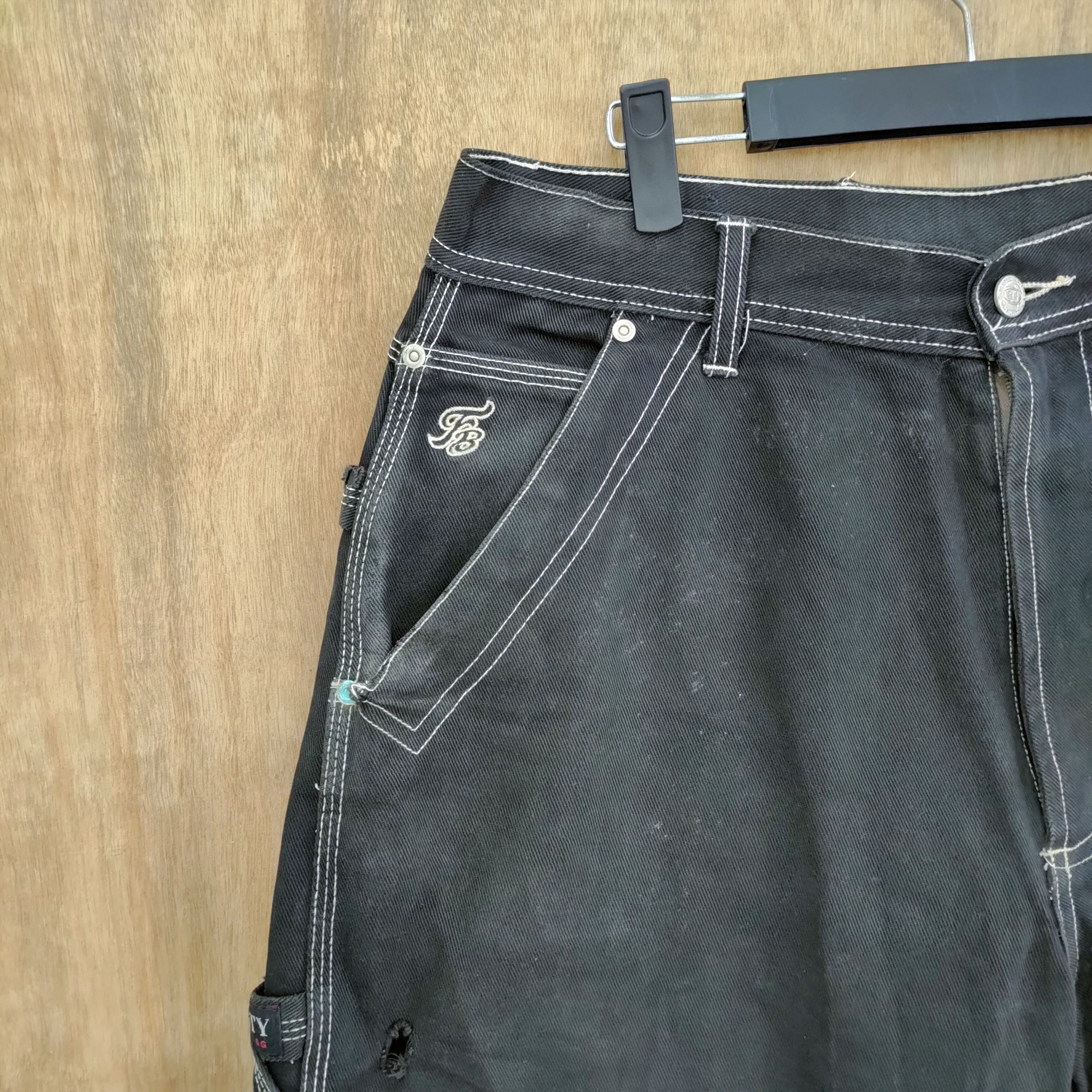 Japanese Brand VINTAGE FB COUNTY FADED BLACK DISTRESSED CARGO PANTS Size US 36 / EU 52 - 5 Thumbnail