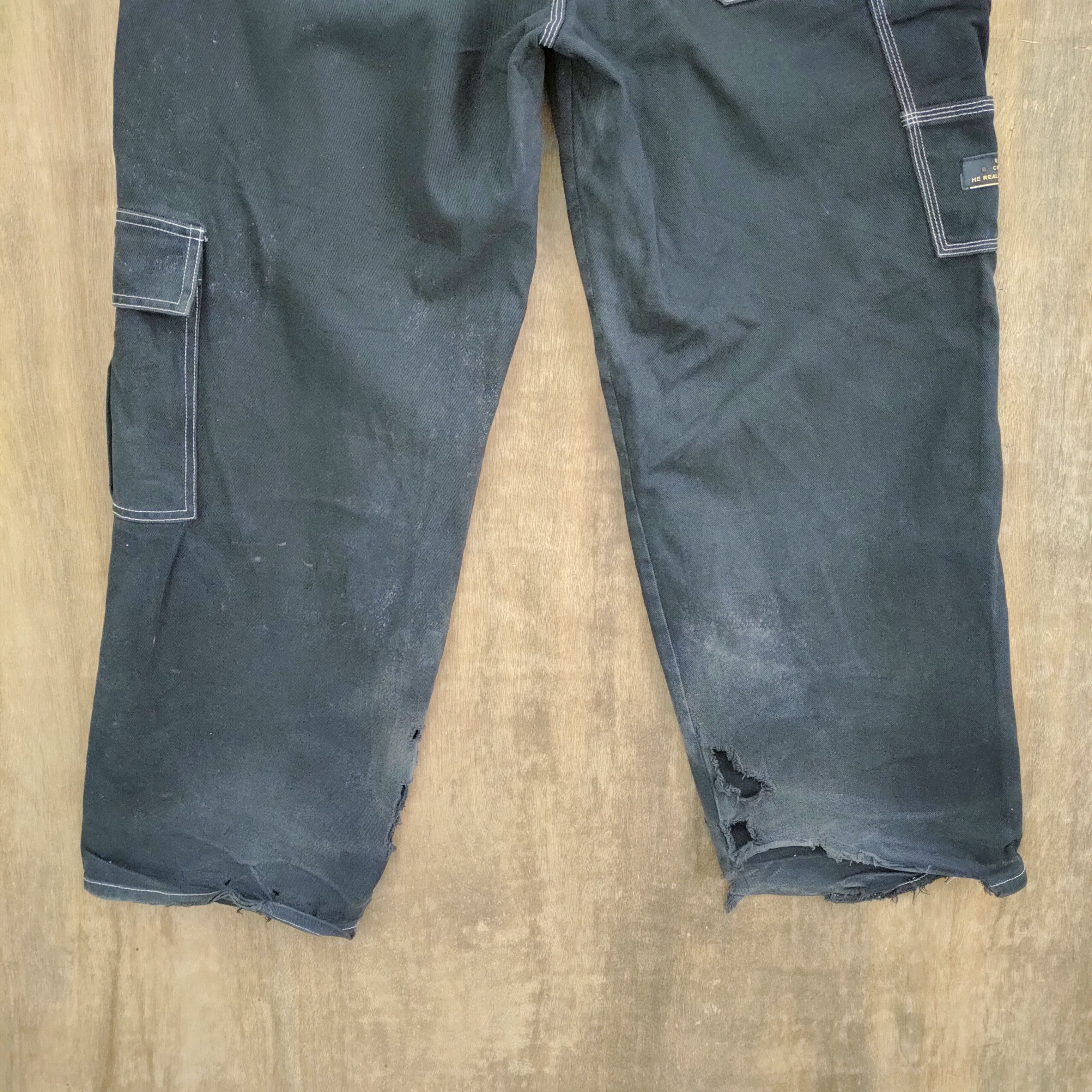 Japanese Brand VINTAGE FB COUNTY FADED BLACK DISTRESSED CARGO PANTS Size US 36 / EU 52 - 9 Thumbnail