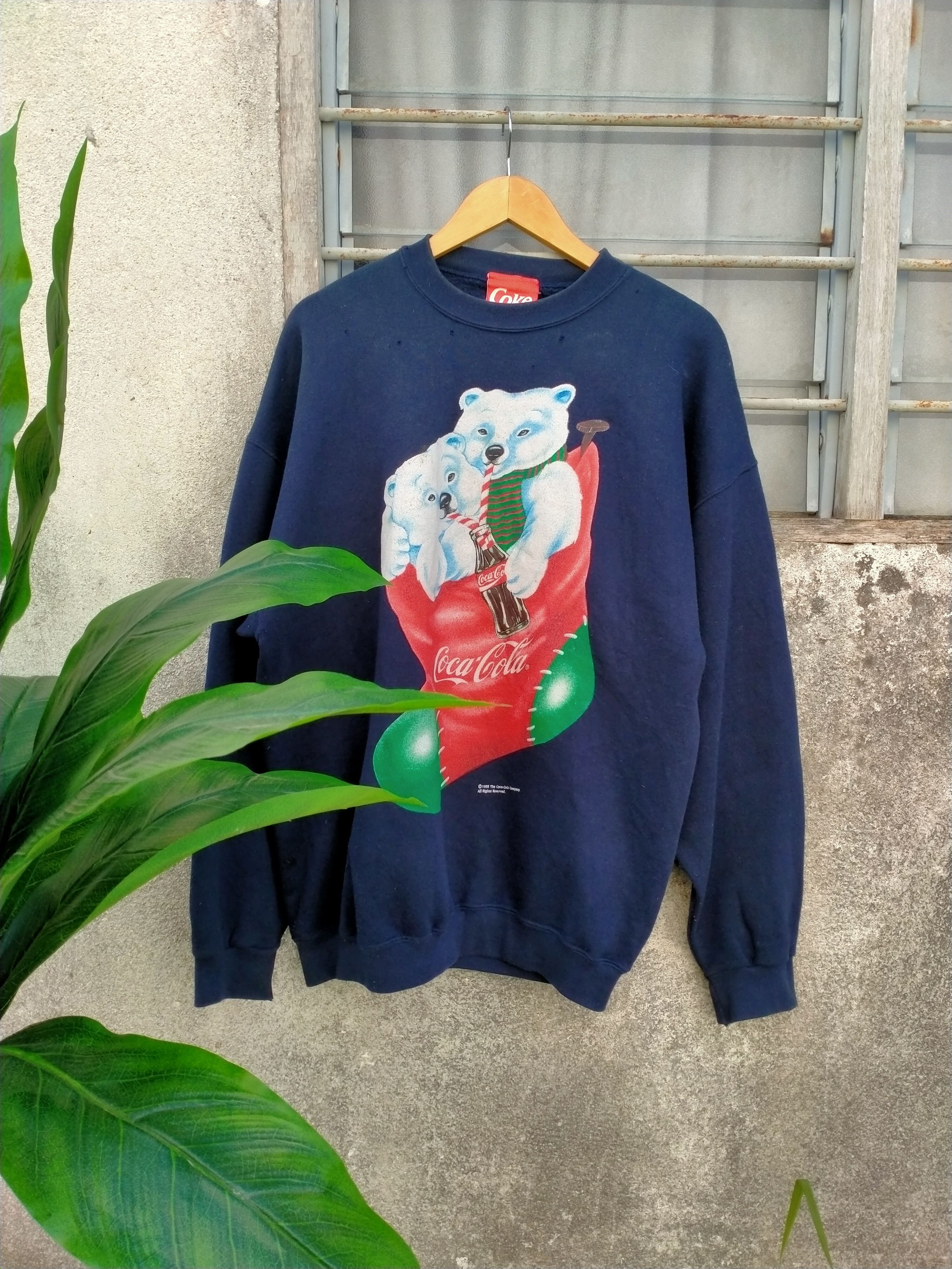 Coca Cola × Vintage Distressed Vintage 90's Coca Cola Bear Sweatshirt Size US XL / EU 56 / 4 - 1 Thumbnail