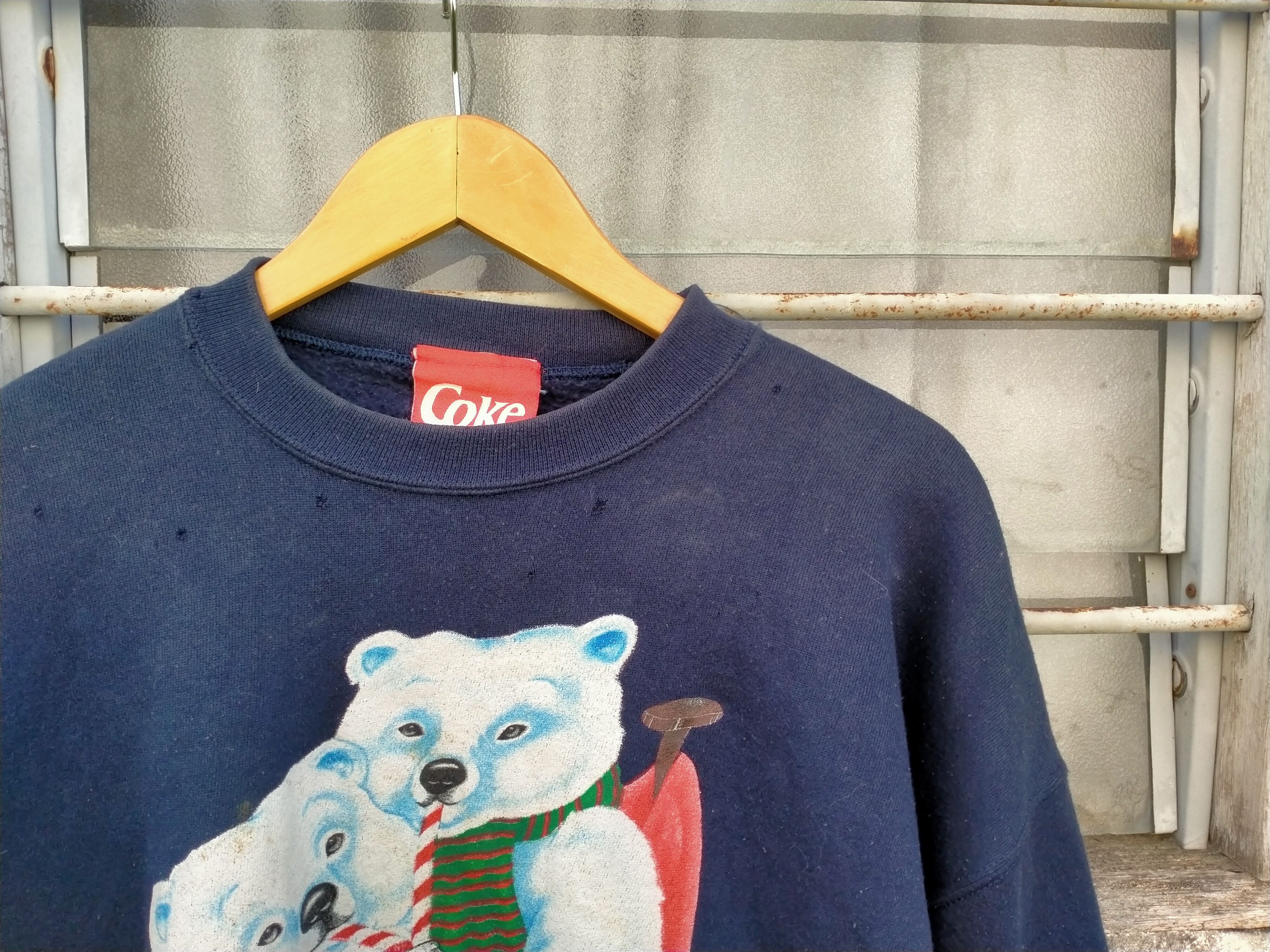 Coca Cola × Vintage Distressed Vintage 90's Coca Cola Bear Sweatshirt Size US XL / EU 56 / 4 - 5 Thumbnail