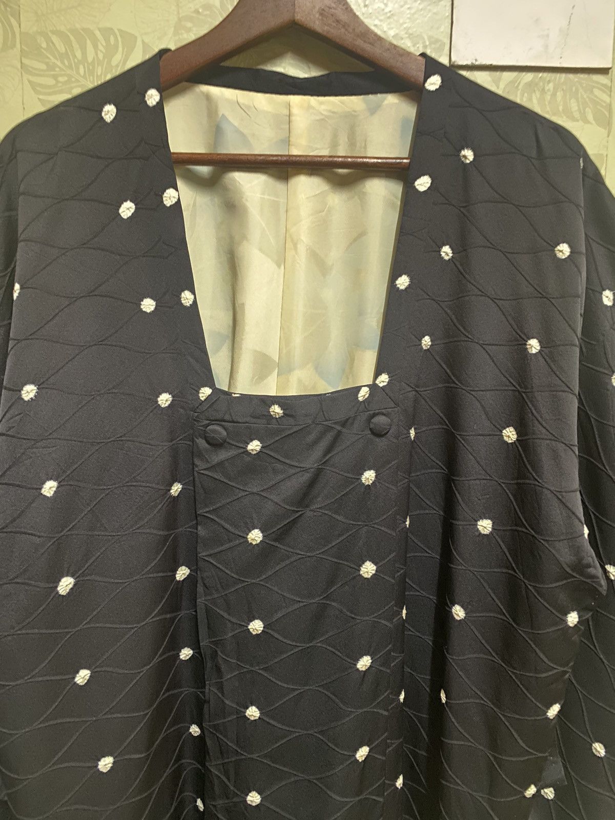Japanese Brand Vintage 90s silk kimono polkadot design - k4 Size US M / EU 48-50 / 2 - 3 Thumbnail