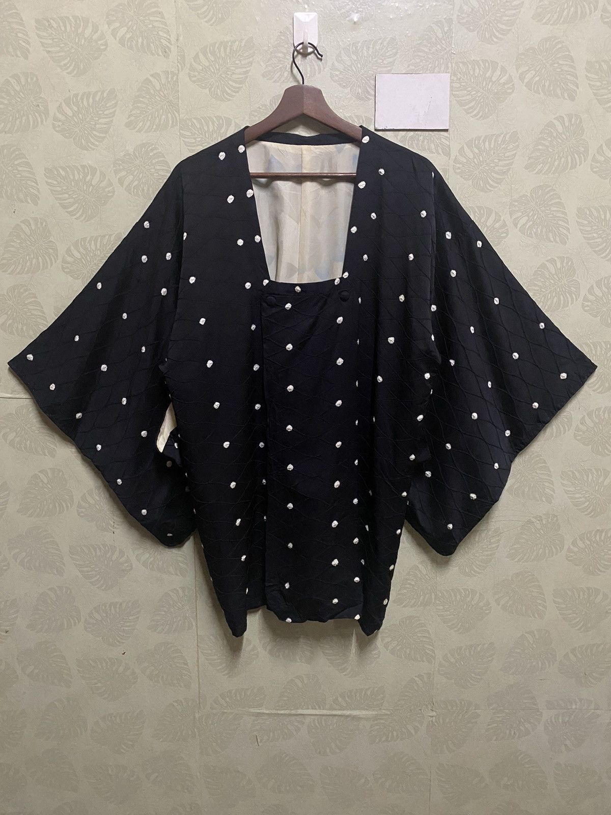 Japanese Brand Vintage 90s silk kimono polkadot design - k4 Size US M / EU 48-50 / 2 - 2 Thumbnail