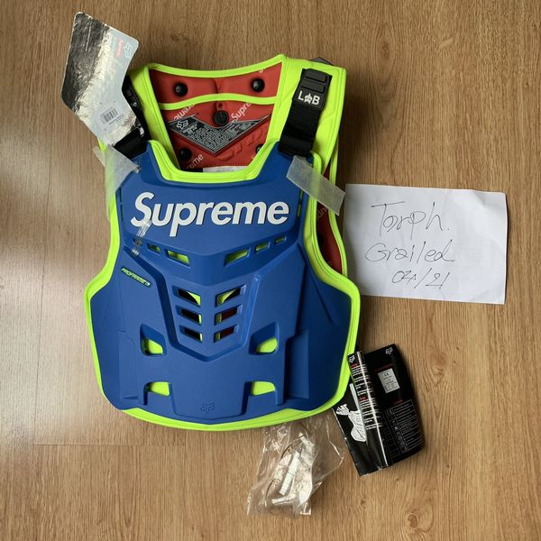 Supreme Supreme x Fox Racing Proframe Roost Deflector Vest Box